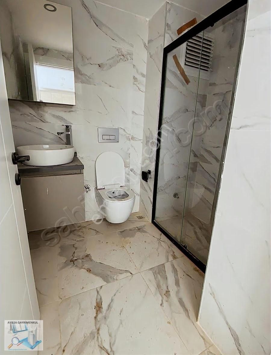 Altıntaş'ta Yüzme Havuzlu Kapalı Otoparklı Site İçinde 1+1 50m² - Görsel 6