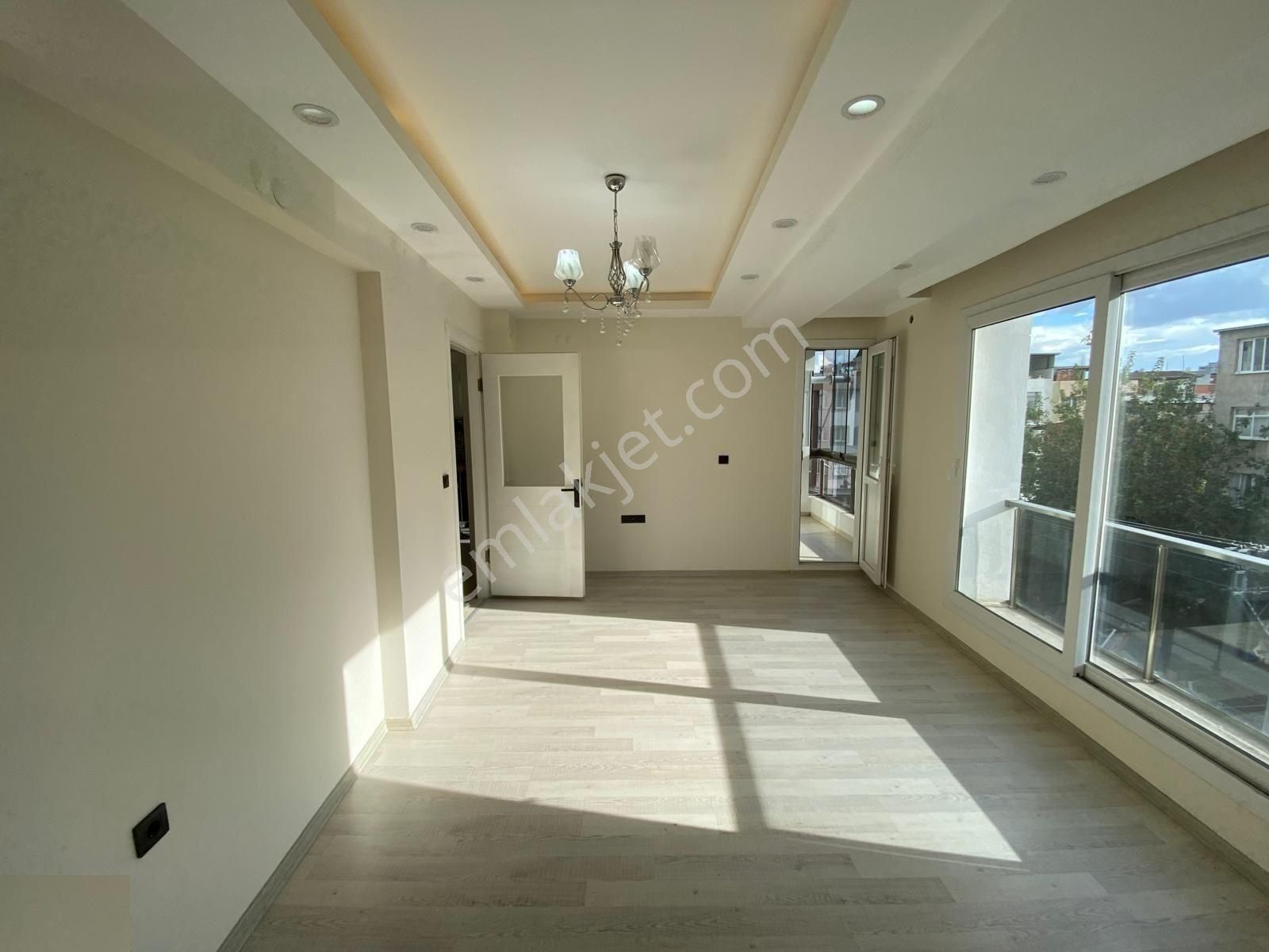 Buca Yeşilbağlar Mah Anacadde Plan Projeli 2+1 - Görsel 9