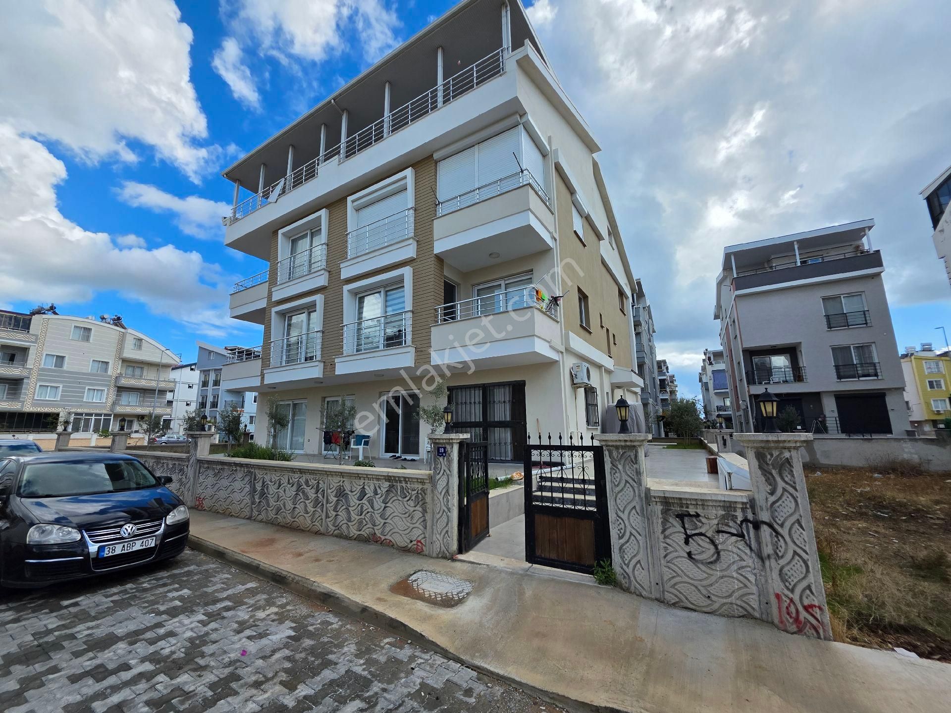 🏡 Aydın Didim Efeler Mahallesi’nde Merkezi Konumda Satılık 3+1 Dubleks Daire🏡