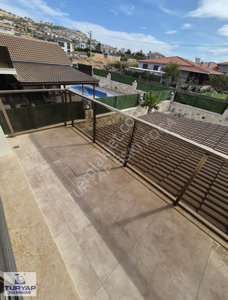 Turyap Foça'dan Satılık Dubleks Havuzlu Müstakil Villa - Görsel 26