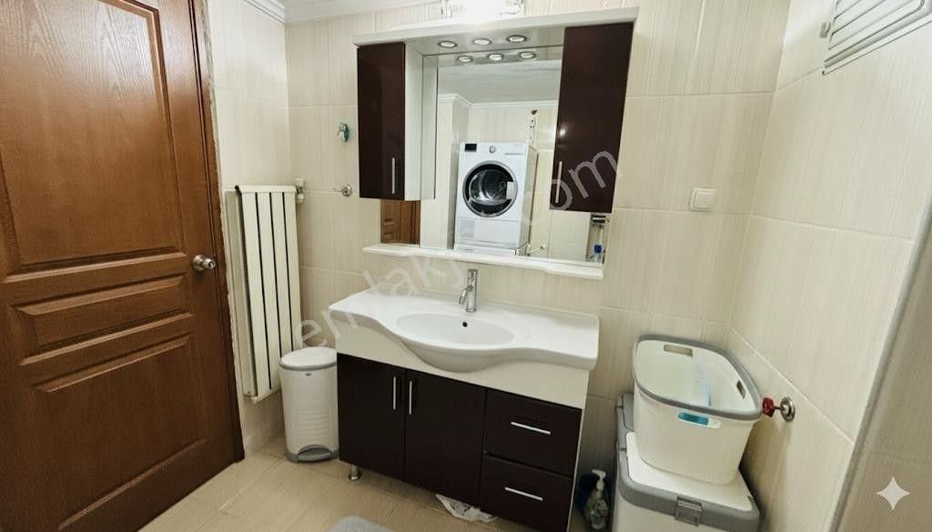 Bornova Metro Durağı Tam Karşısında 3+1 Satılık Daire ! - Görsel 15