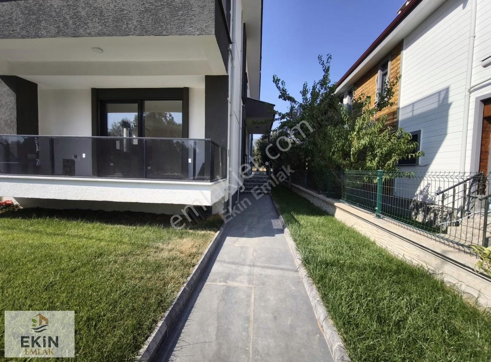 Güre'de Denize Çok Yakın Sıfır 4+1 Tripleks Villa - Görsel 4