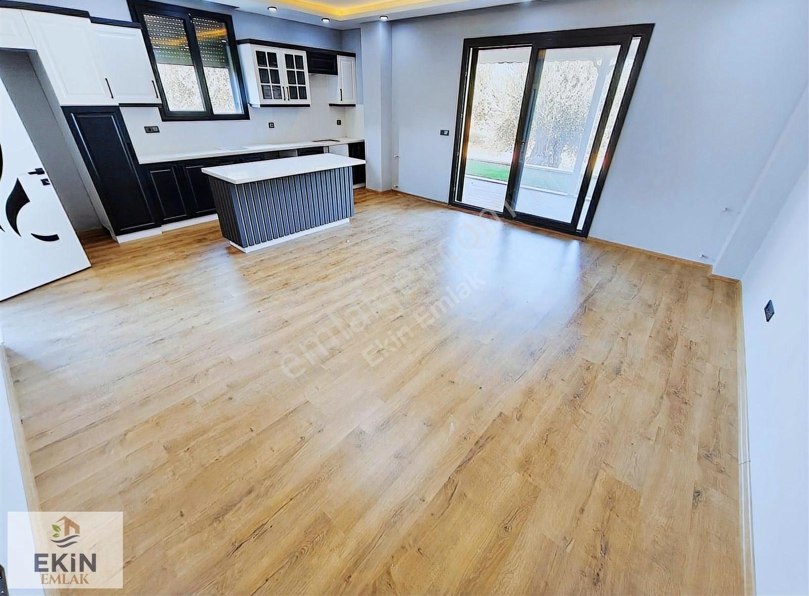 Güre'de Denize Yakın, Sıfır 6+1 Tripleks Villa! - Görsel 20