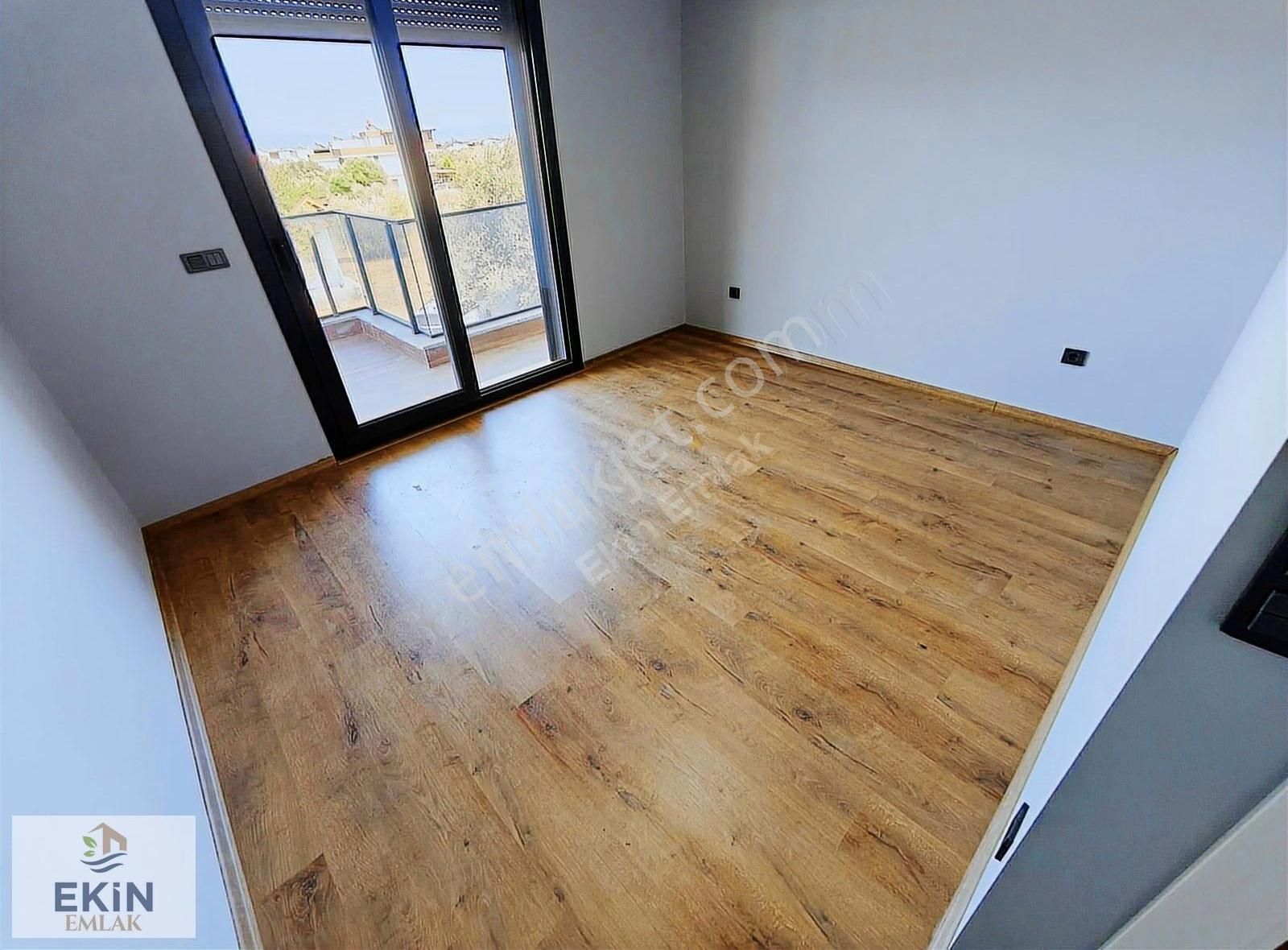 Güre'de Denize Yakın, Sıfır 6+1 Tripleks Villa! - Görsel 21