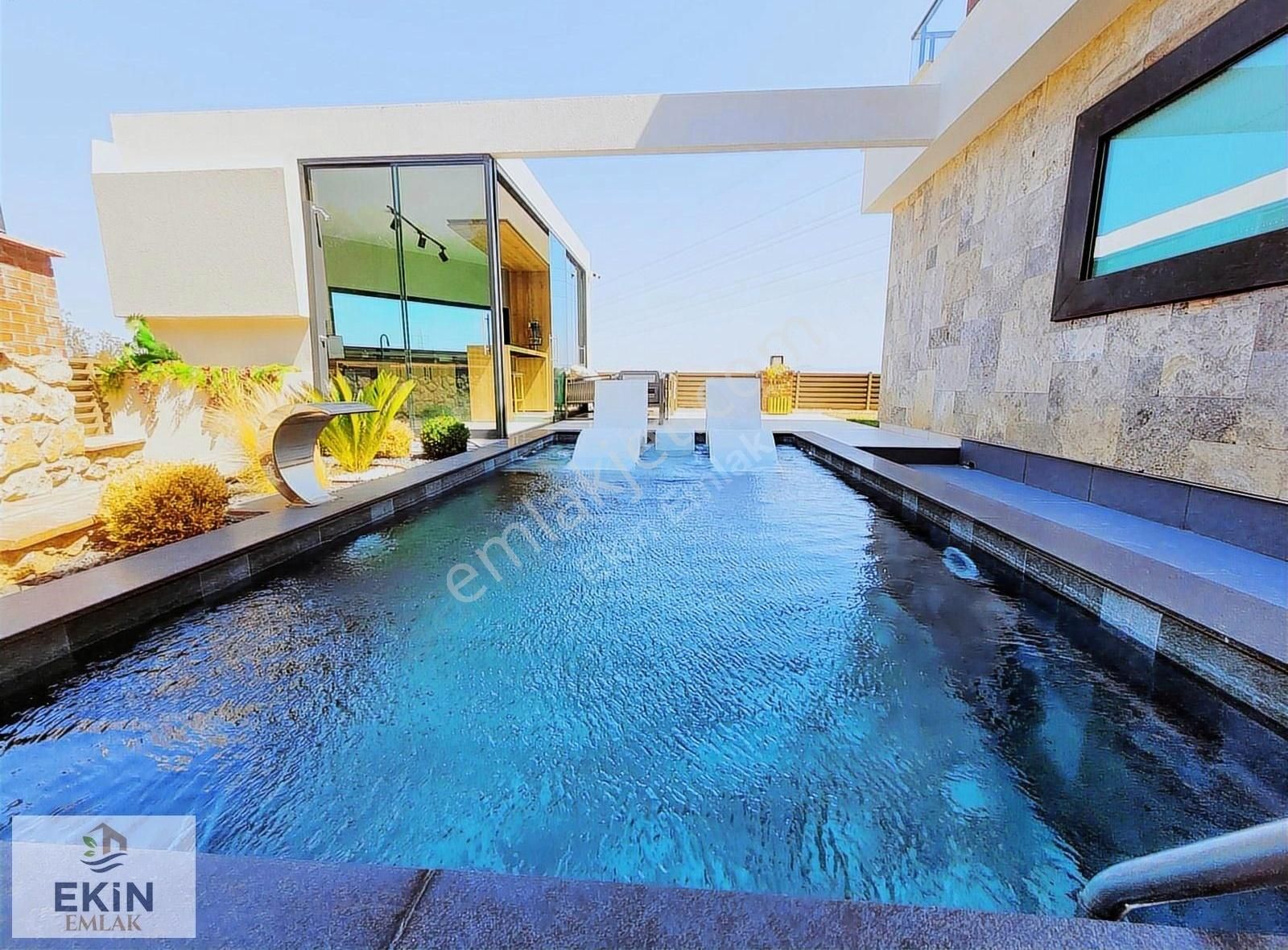 Kuş Sesleri Ve Deniz Esintisi Eşliğinde Bir Hayat! 4+1 Villa - Görsel 4