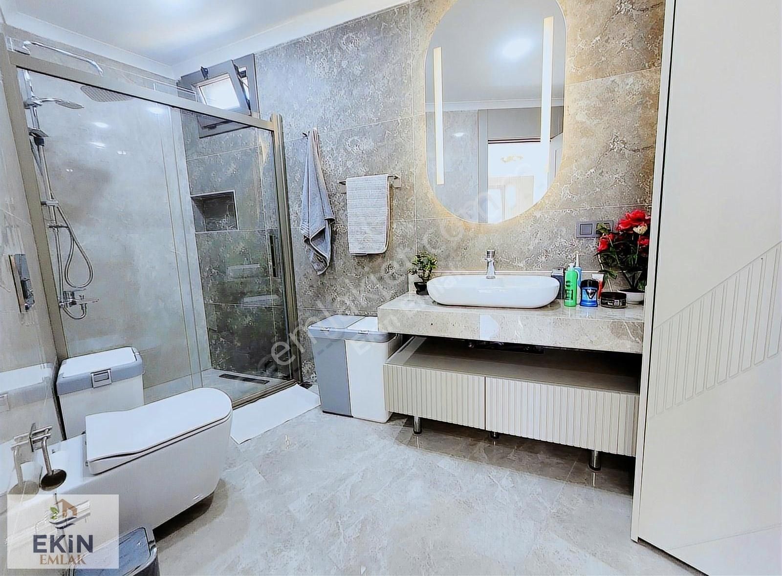 Kuş Sesleri Ve Deniz Esintisi Eşliğinde Bir Hayat! 4+1 Villa - Görsel 16