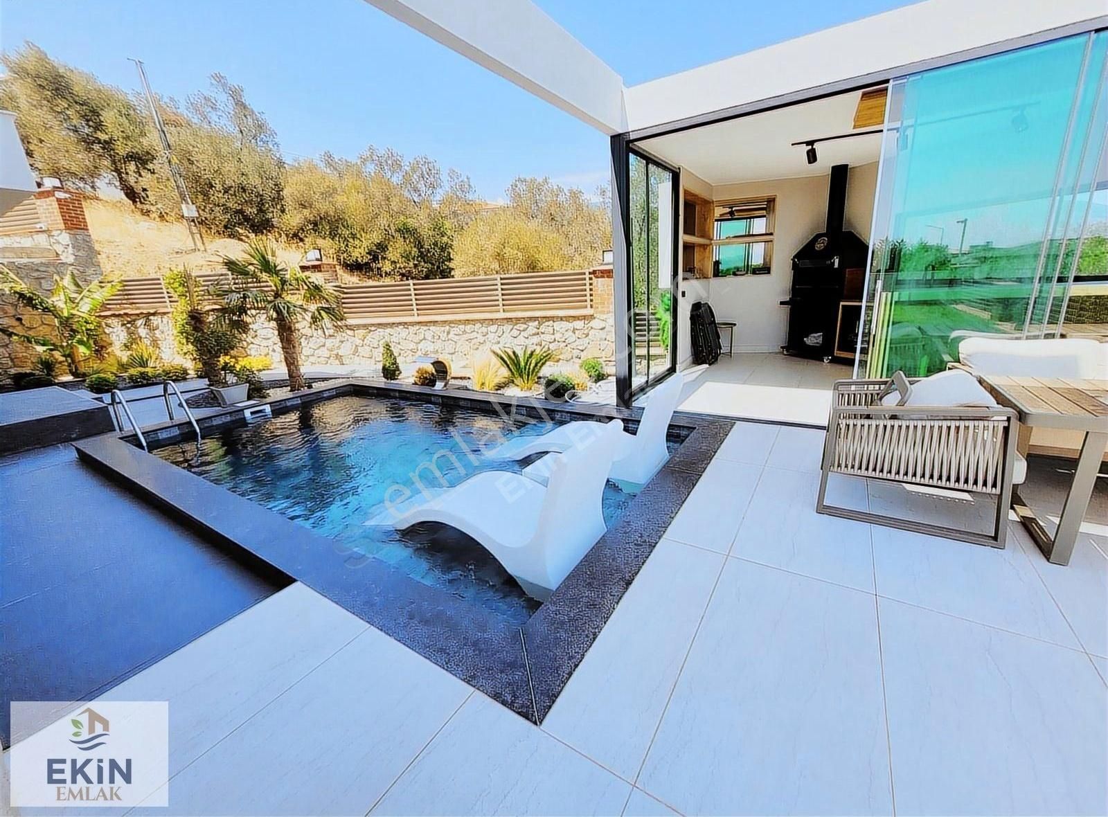 Kuş Sesleri Ve Deniz Esintisi Eşliğinde Bir Hayat! 4+1 Villa - Görsel 19