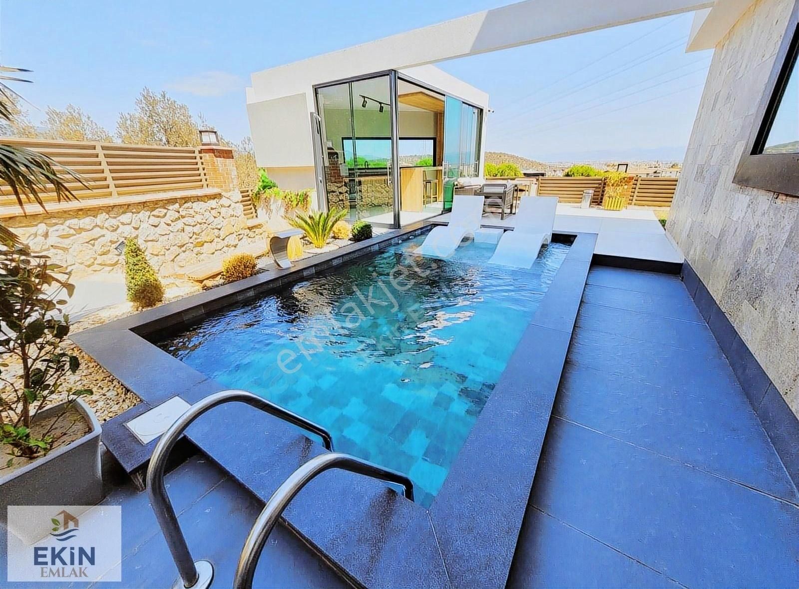 Kuş Sesleri Ve Deniz Esintisi Eşliğinde Bir Hayat! 4+1 Villa - Görsel 34