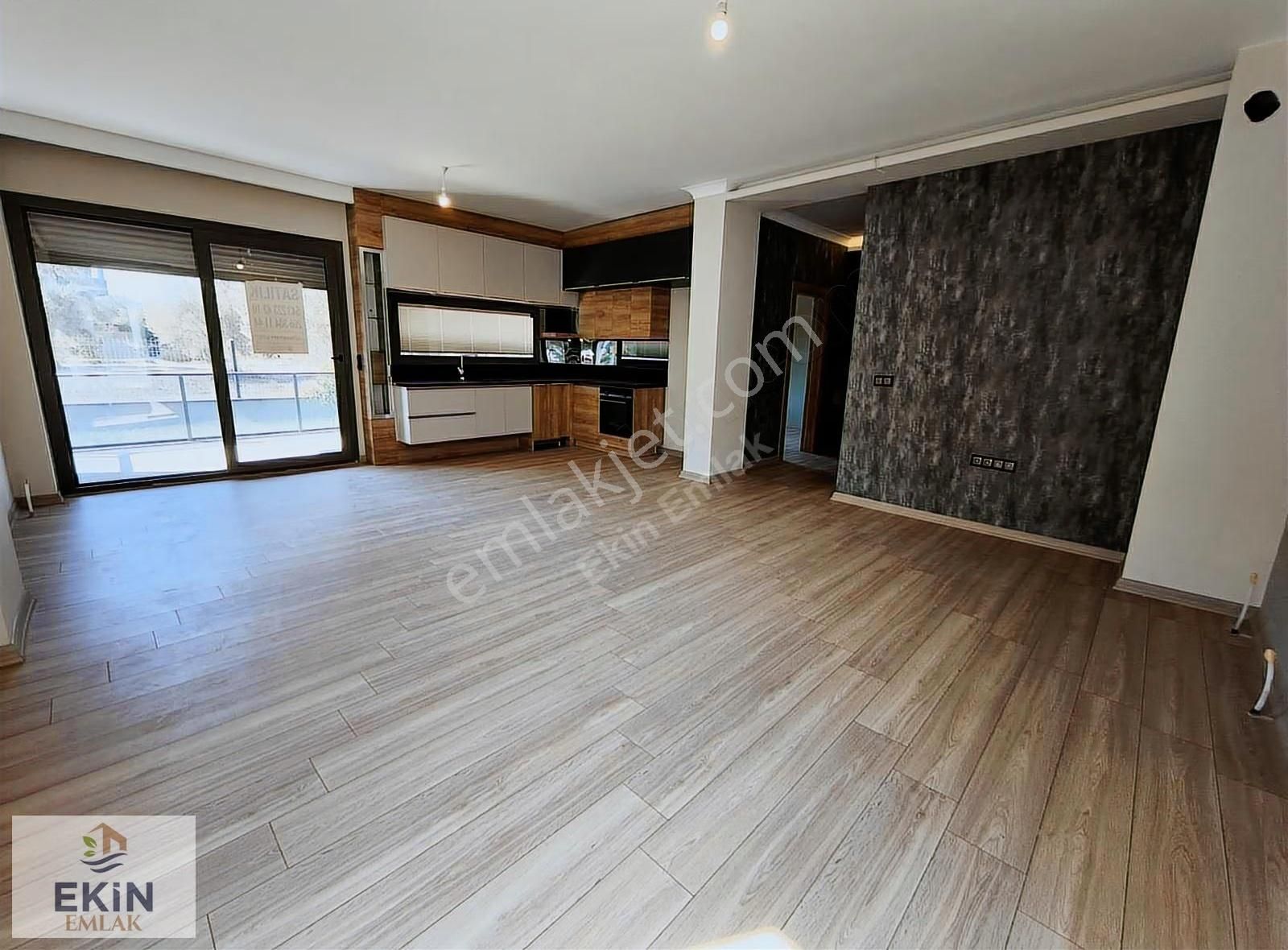 Güre'de Denize Yakın, Geniş, Müstakil, Lüks 4+1 Sıfır Villa! - Görsel 12