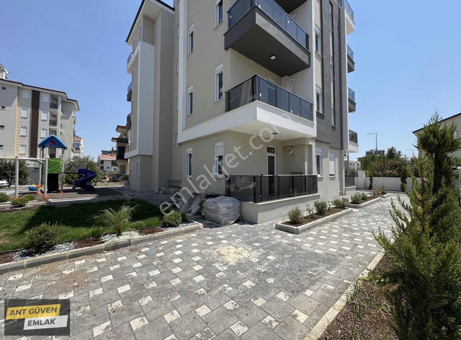 Yeniköy Merkezde 2 Bloklu Site İçi Ara Kat 2+1 Ebeveyn Banyolu - Görsel 8