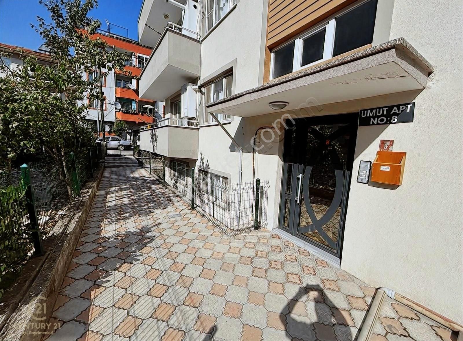 Century 21 Bal'dan Atatürk Mahallesi Hastane Üstü Kiralık 1+1 - Görsel 14