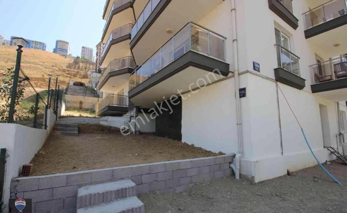 Bayraklı Körfez Mahallesı Seyır Tepede Sıfır 3+1 Kıralık Daıre - Görsel 31