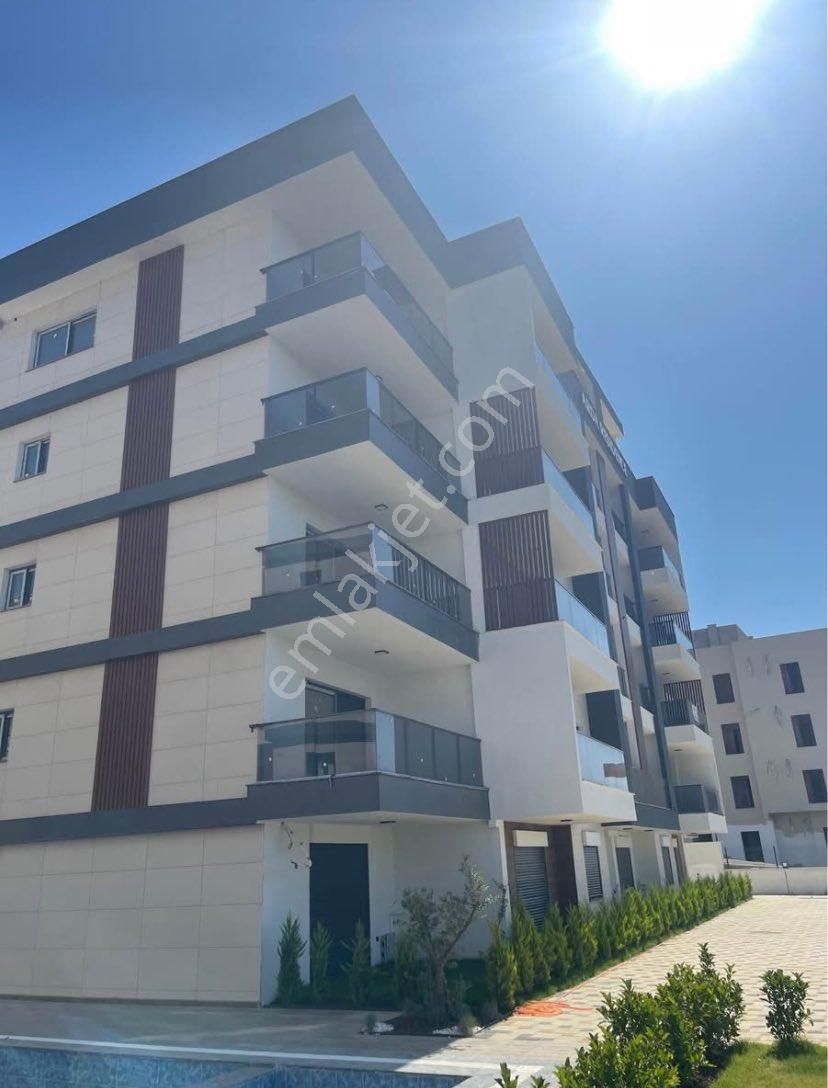 Kuşadasında Lüx 3+1 Satılık 2 Bloktan Oluşan Satılık Daire - Görsel 10