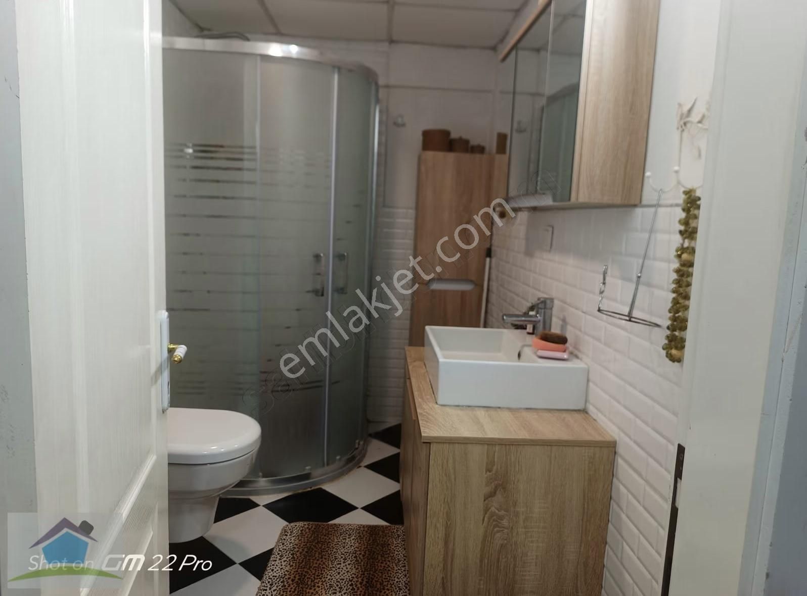 Pino Dan Ordu Bulvarında Üzeri Tadilatlı Önü Açık 3+1 Daire - Görsel 4