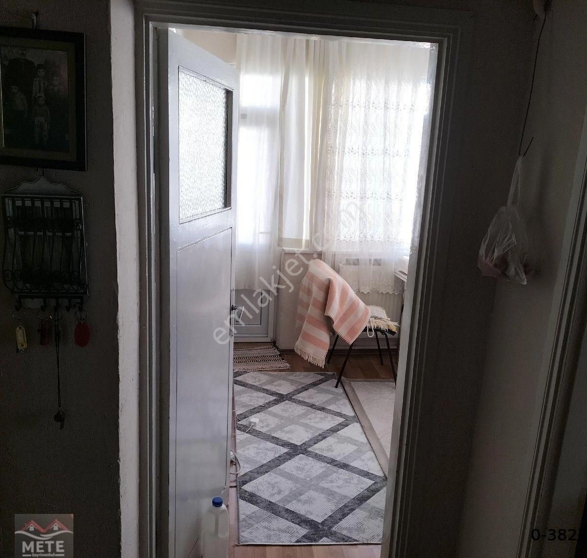 Atalar Caddesi Üzeri 2+1 Satılık Daire - Görsel 3