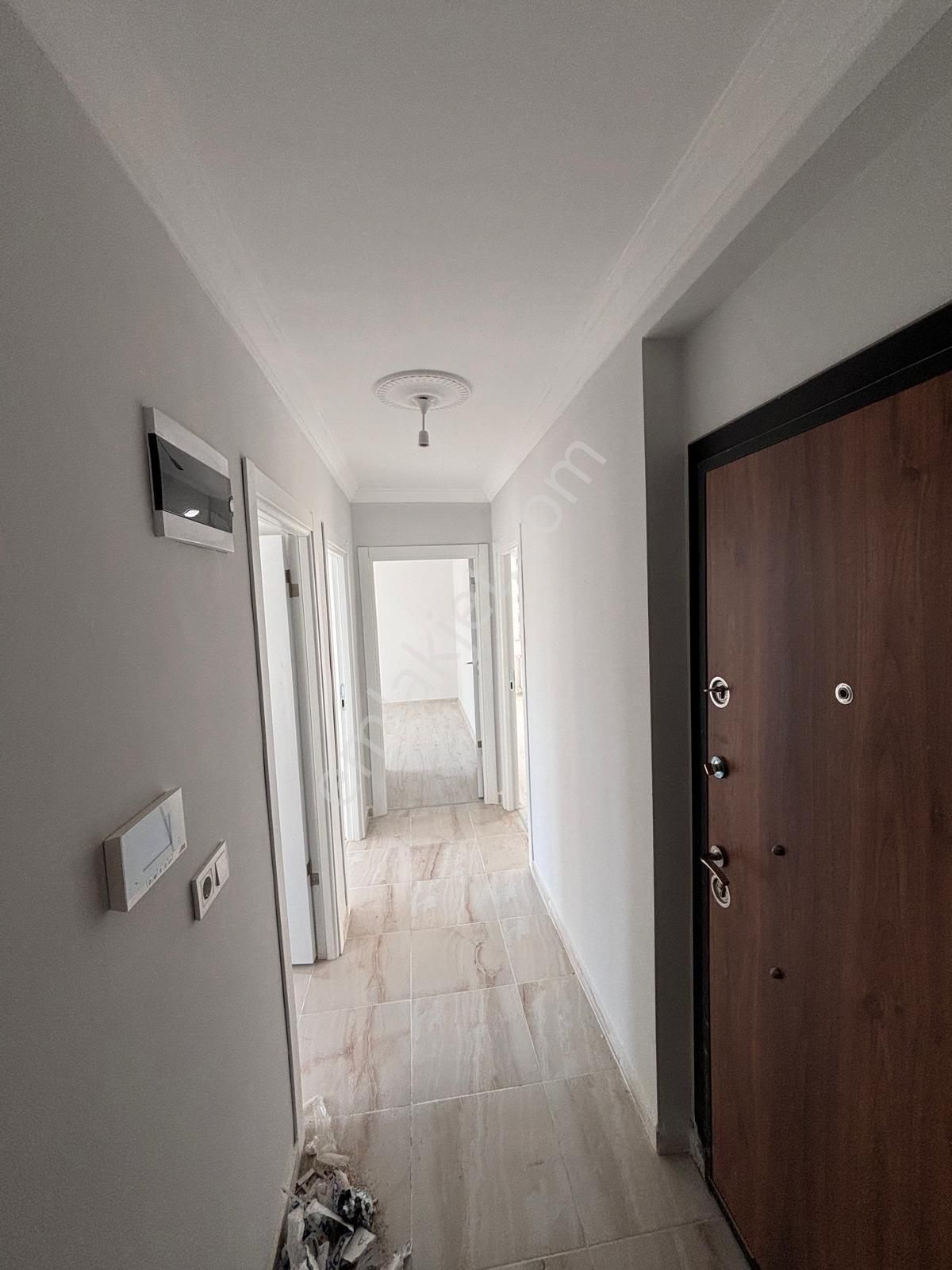 Sultanbeyli Turgut Reis Te Acil Satilik 4, + 1 Satılık Üst Dünle - Görsel 19