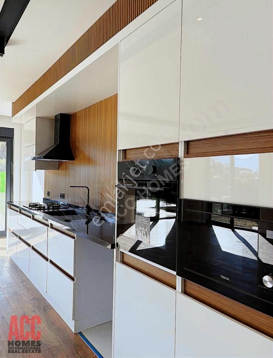 Acc Homes 'tan Havuzlu Villa