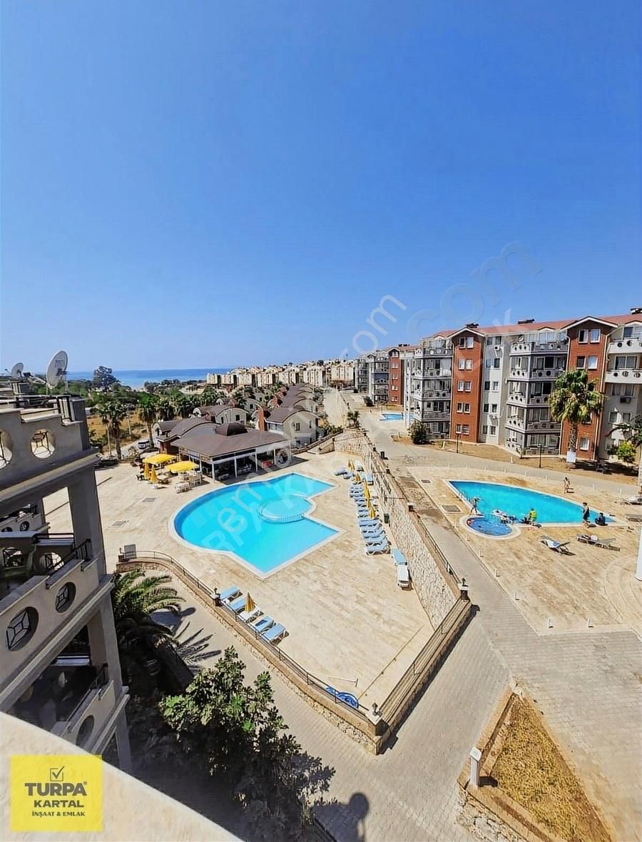 Didim'de Havuzlu Sitede Satılık 3+1 Dublex Daire - Görsel 4