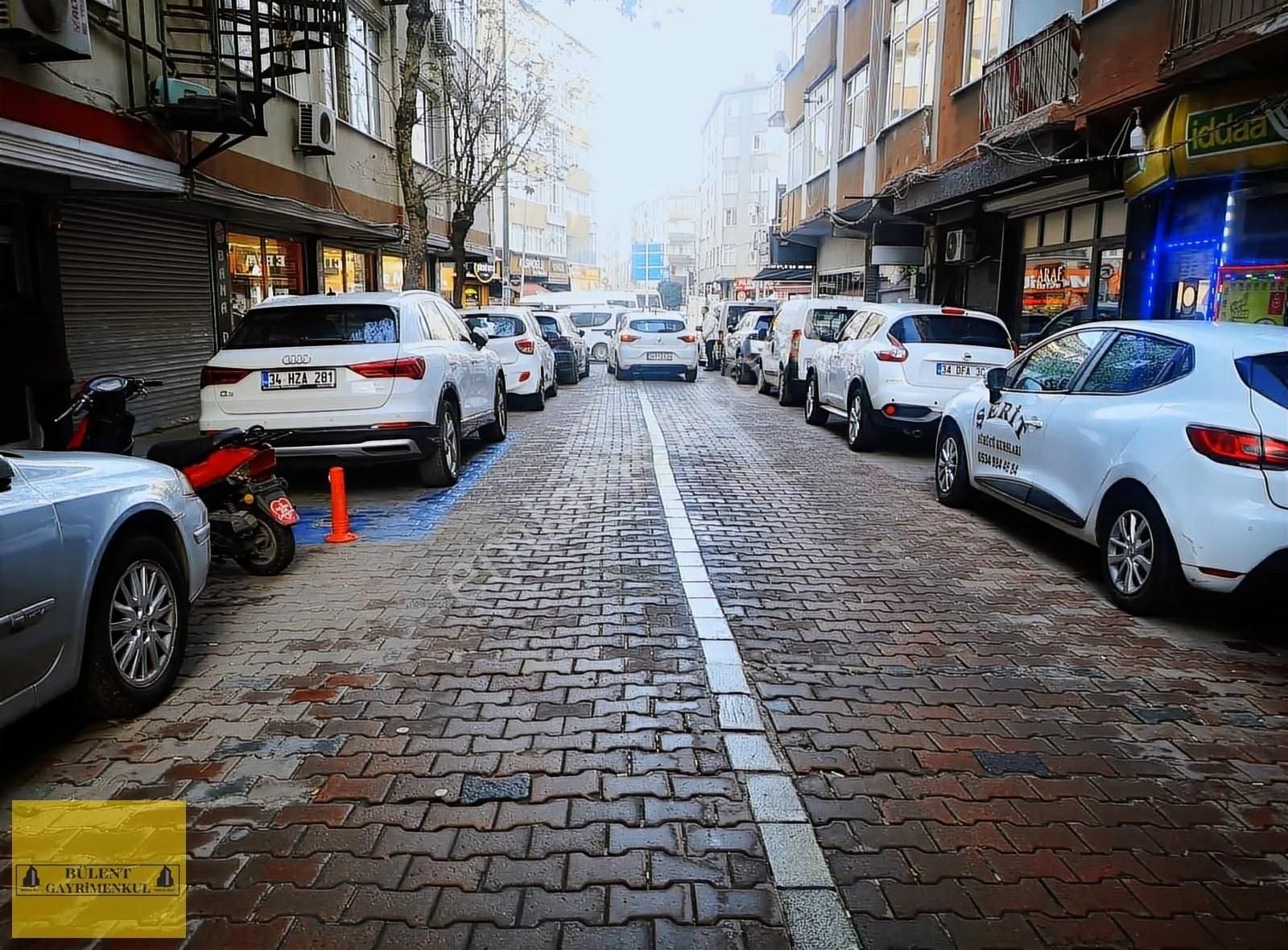 Bahçelievler Camlı Kahvede Cadde Üzeri Düz Giriş 30 M2 Dükkan - Görsel 5