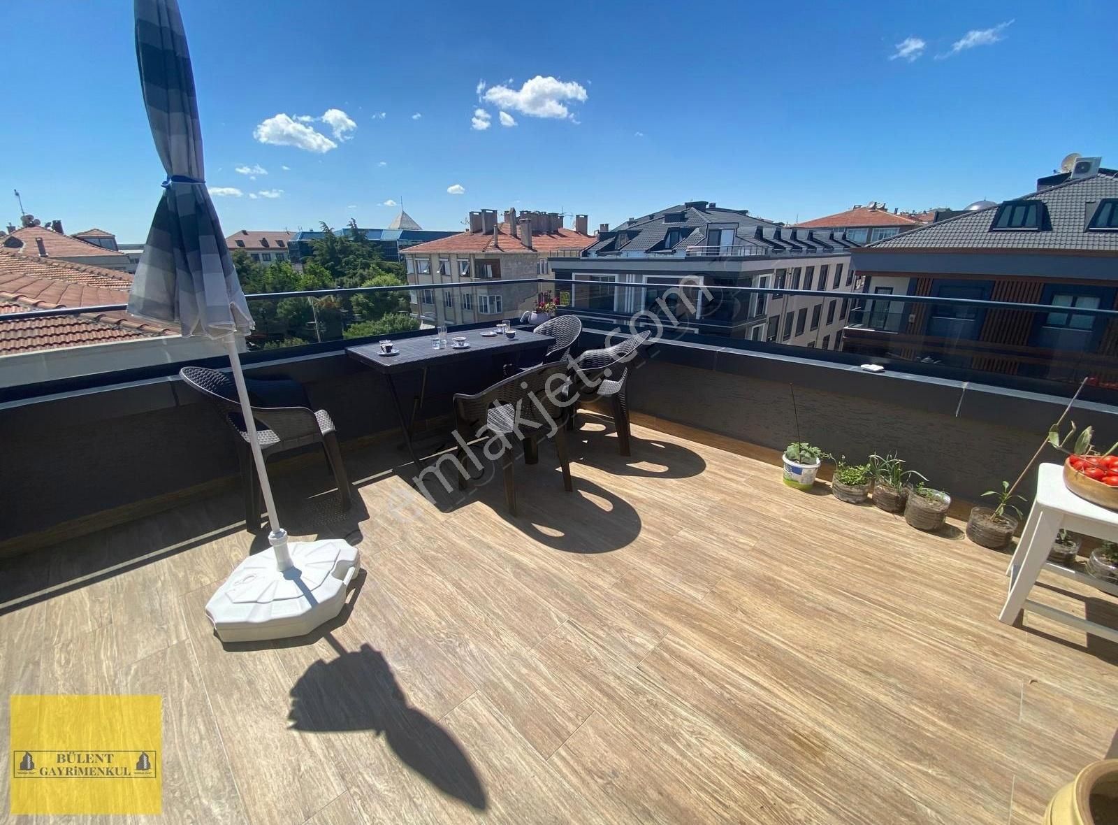 Bahçelievler Kıbrıs Parkı Yakını 1yıllık Dublex 5+2 K.oto Parklı