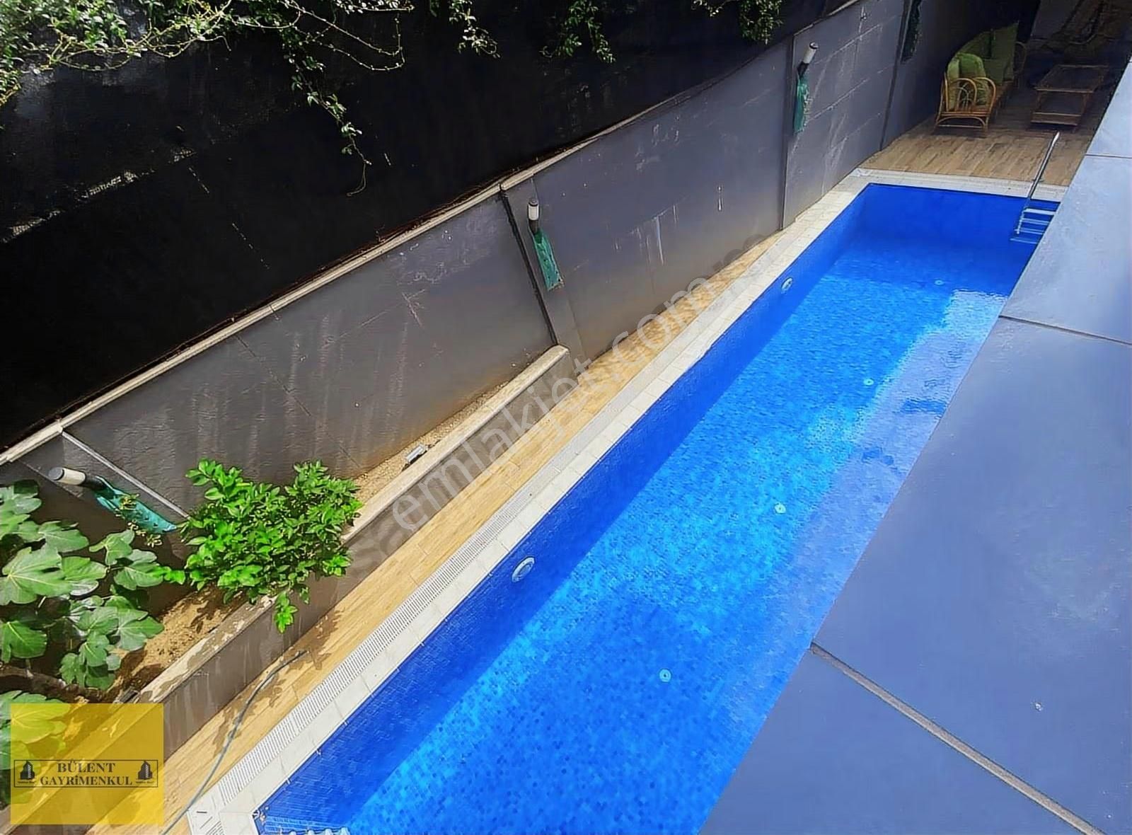 Florya Şenlikköyde Muhteşem Müstakil Villa Havuzlu Oto Parklı - Görsel 25