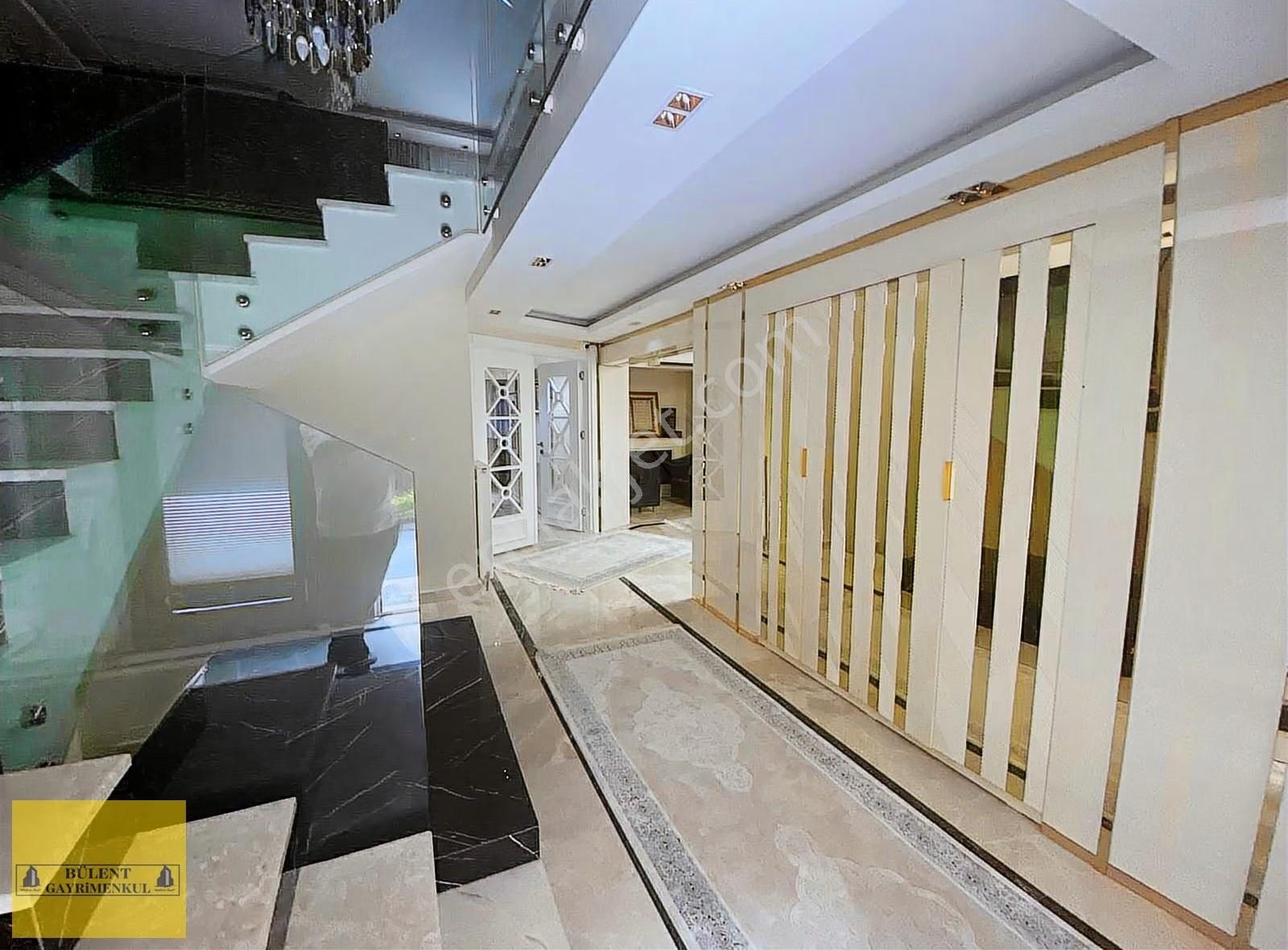 Florya Şenlikköyde Muhteşem Müstakil Villa Havuzlu Oto Parklı - Görsel 13