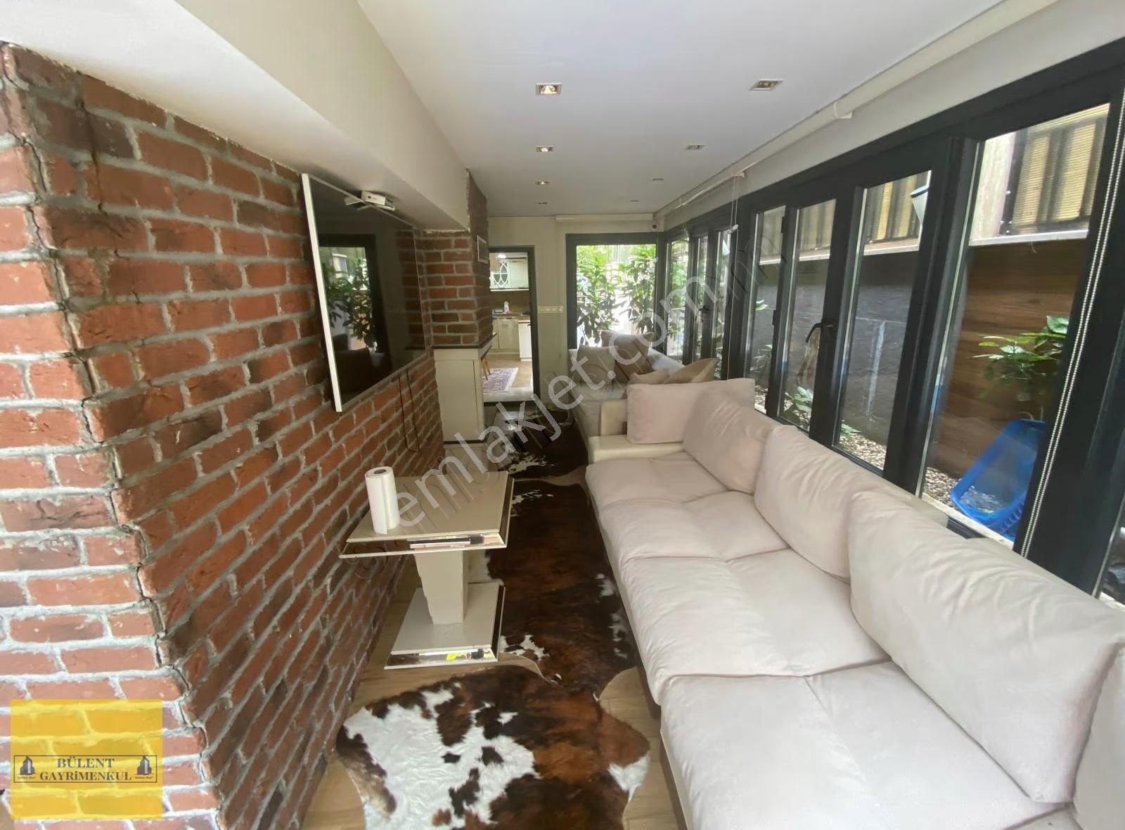 Florya Şenlikköyde Muhteşem Müstakil Villa Havuzlu Oto Parklı - Görsel 12