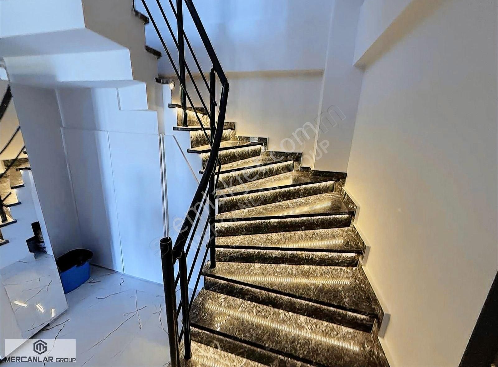 Sahibinden Havuzlu & Peyzajlı 6+1 Ultra Lüks Modern Villa - Görsel 9