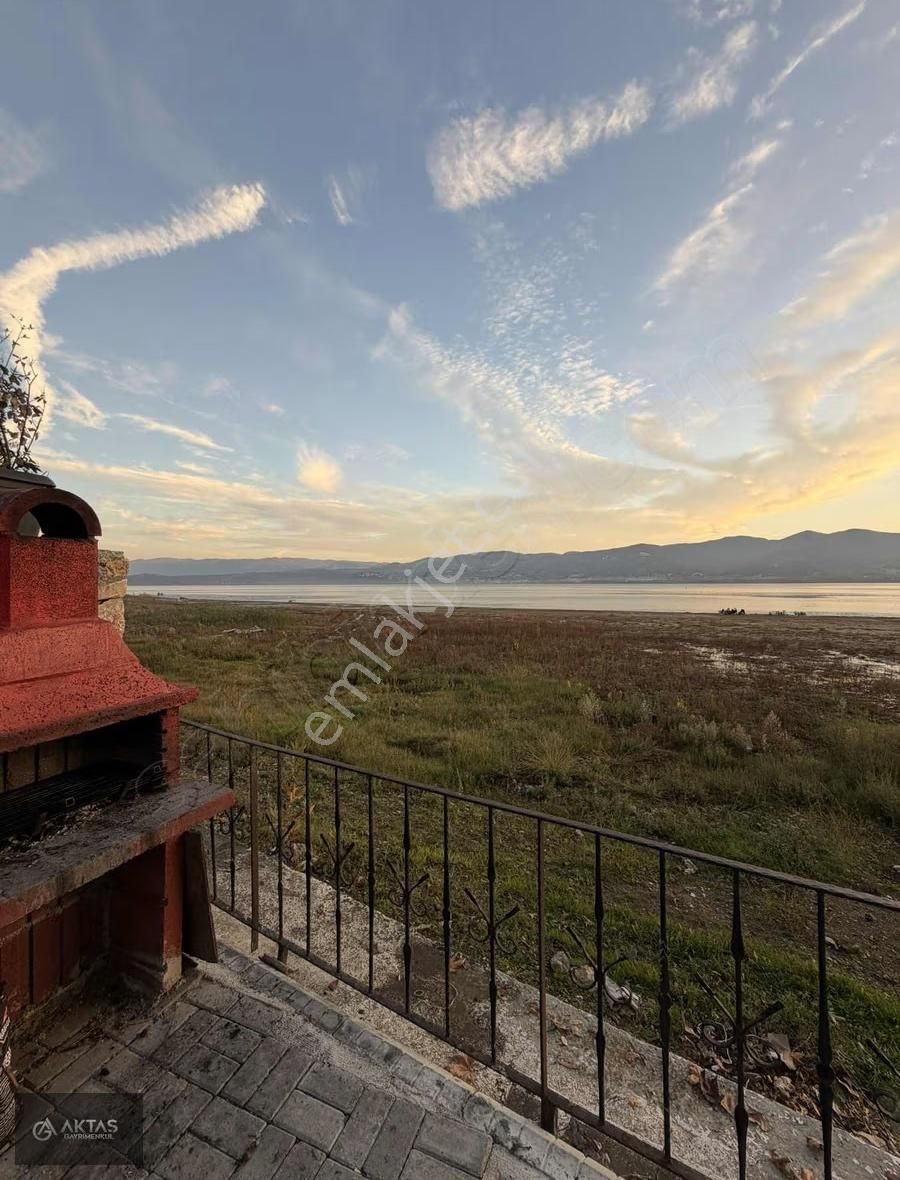 Sapanca Gölüne Sıfır Kiralık 3+1 Havuzlu Müstakil Villa - Görsel 18