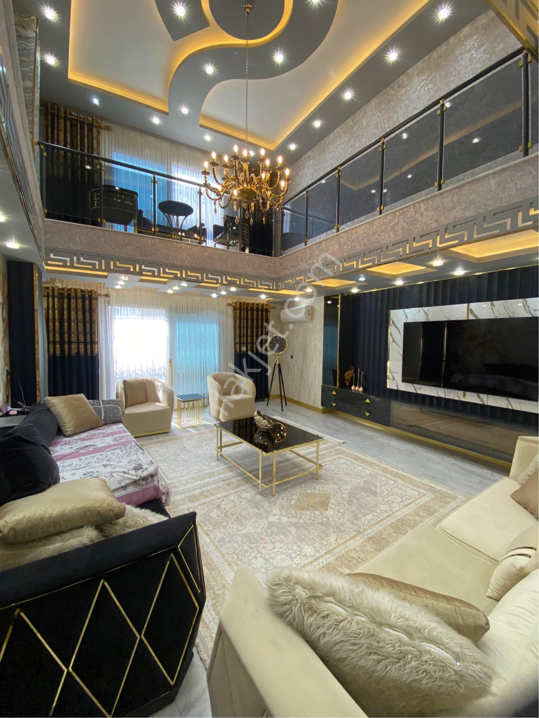 Aziz Emlak’tan Kurdalide Acil Satılık Lüks Komple Bina