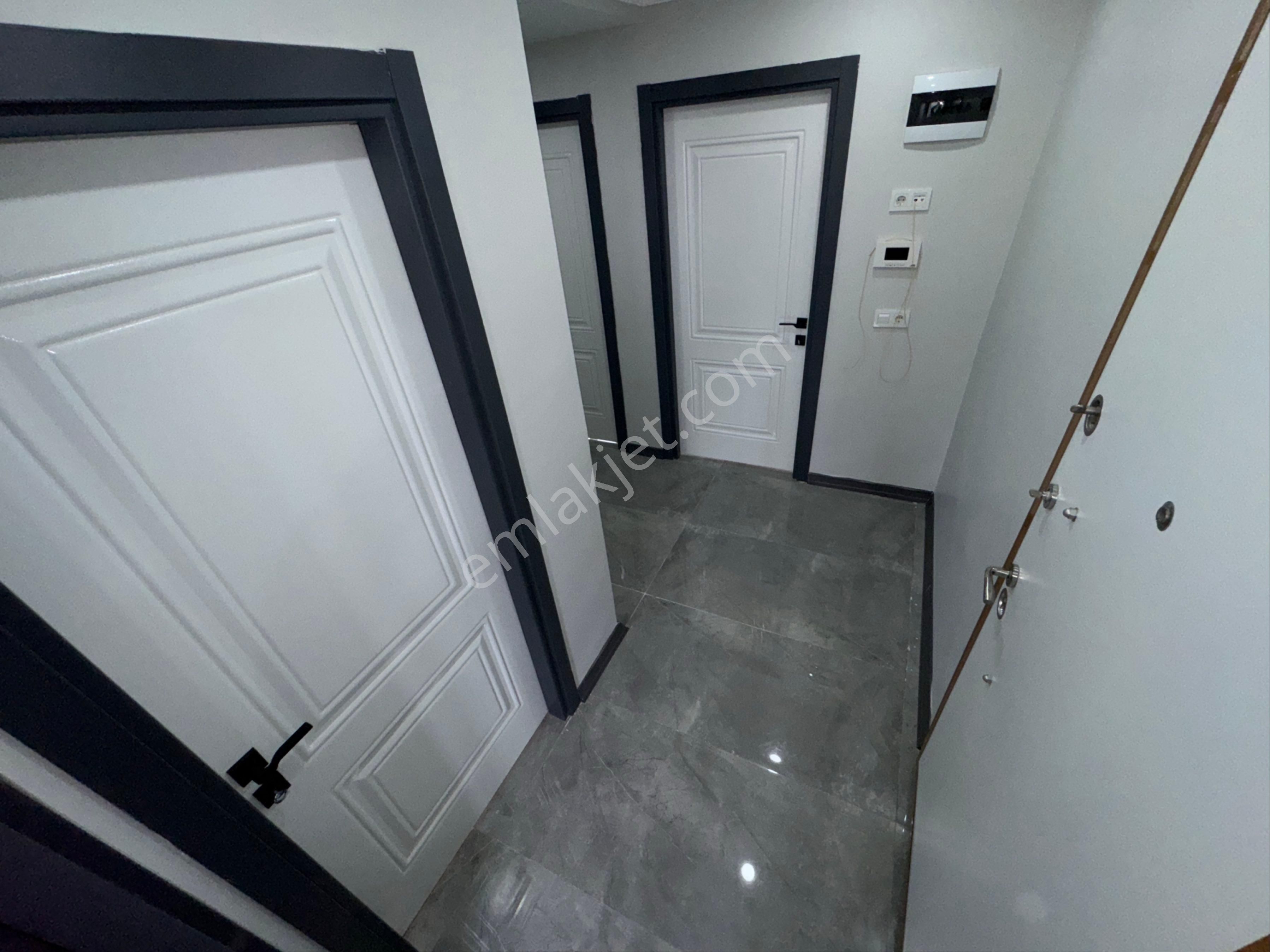 Zafer Yapı Gayrimenkulden Satılık Sıfır Ortakat Daire 4.kat 2+1 95m2 İstanbul Sultangazi Cebecimahde - Görsel 25