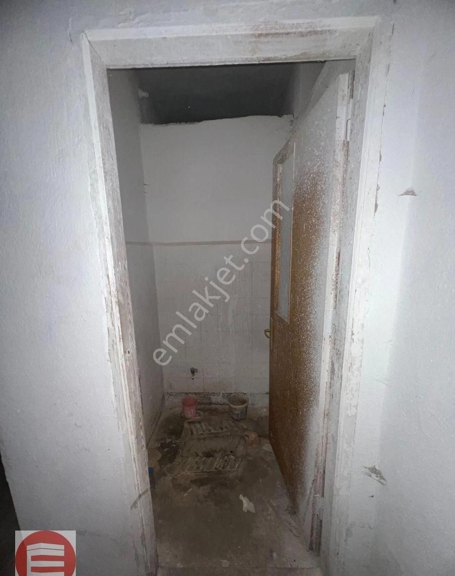 Enes Emlak’tan Gazidükkan Mahallesinde Satılık Depo - Görsel 8