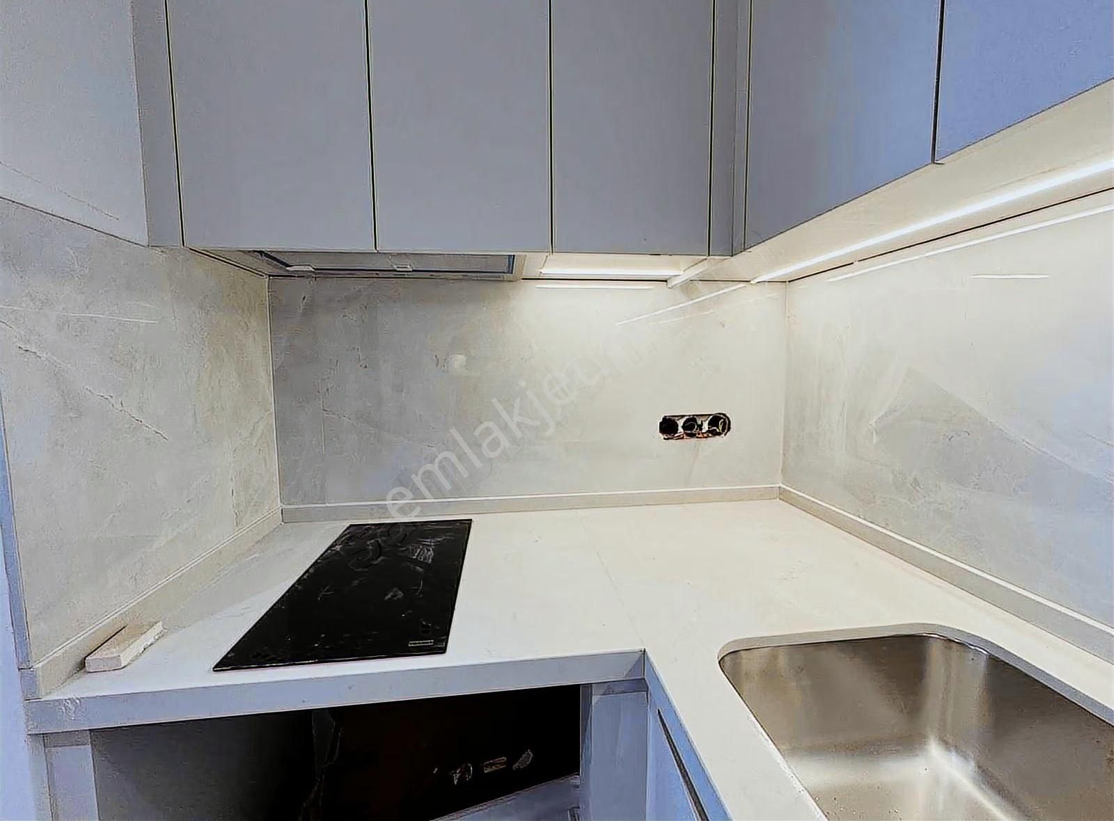 Bayraklı Marka Premium Site İçi Satılık Sıfır 1+1 Teraslı Daire - Görsel 2