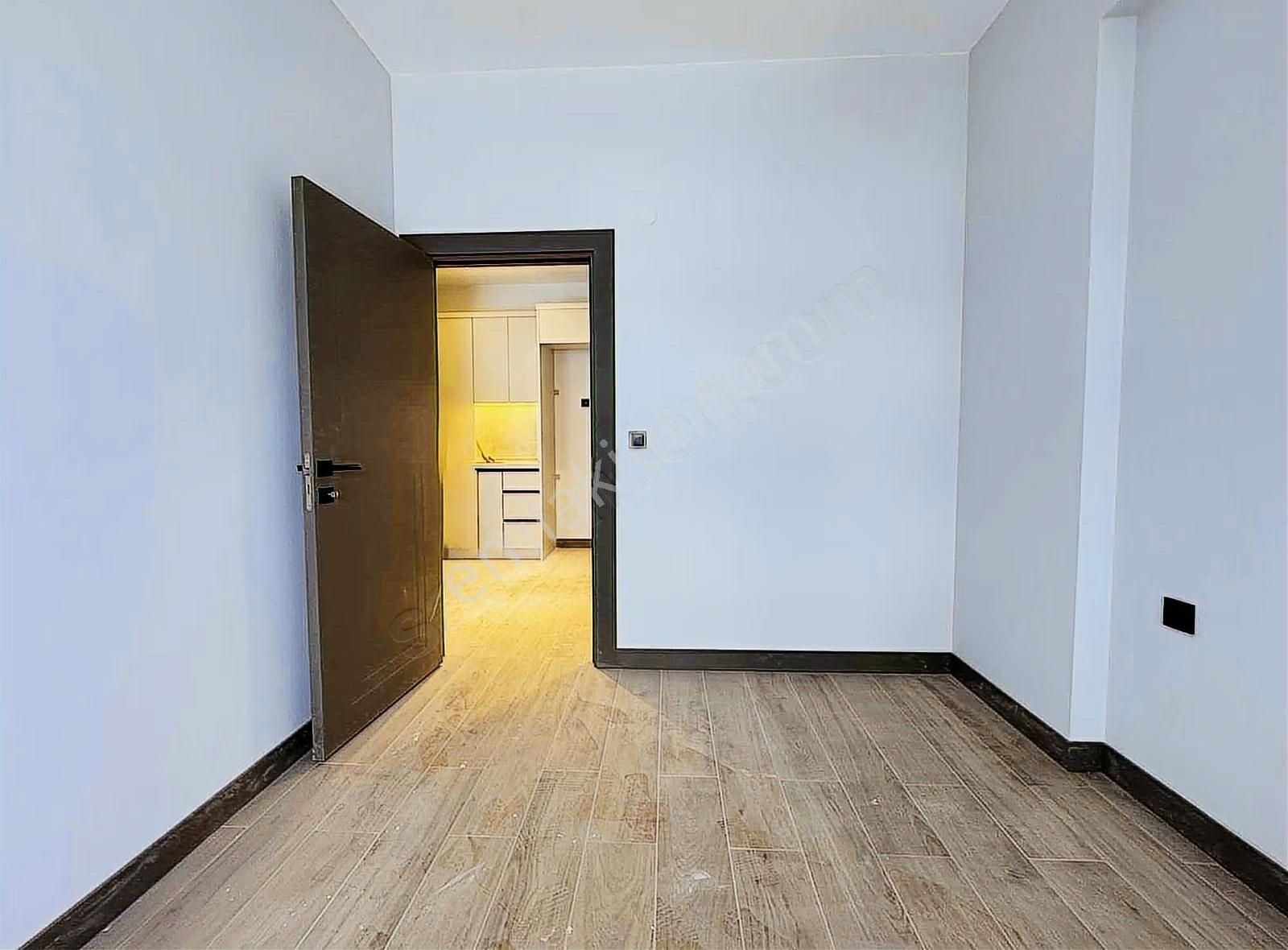 Bayraklı Marka Premium Site İçi Satılık Sıfır 1+1 Teraslı Daire - Görsel 5