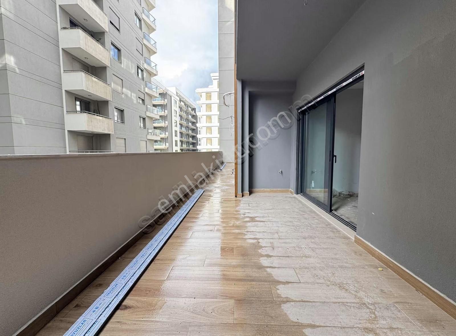 Bayraklı Marka Premium Site İçi Satılık Sıfır 1+1 Teraslı Daire - Görsel 17