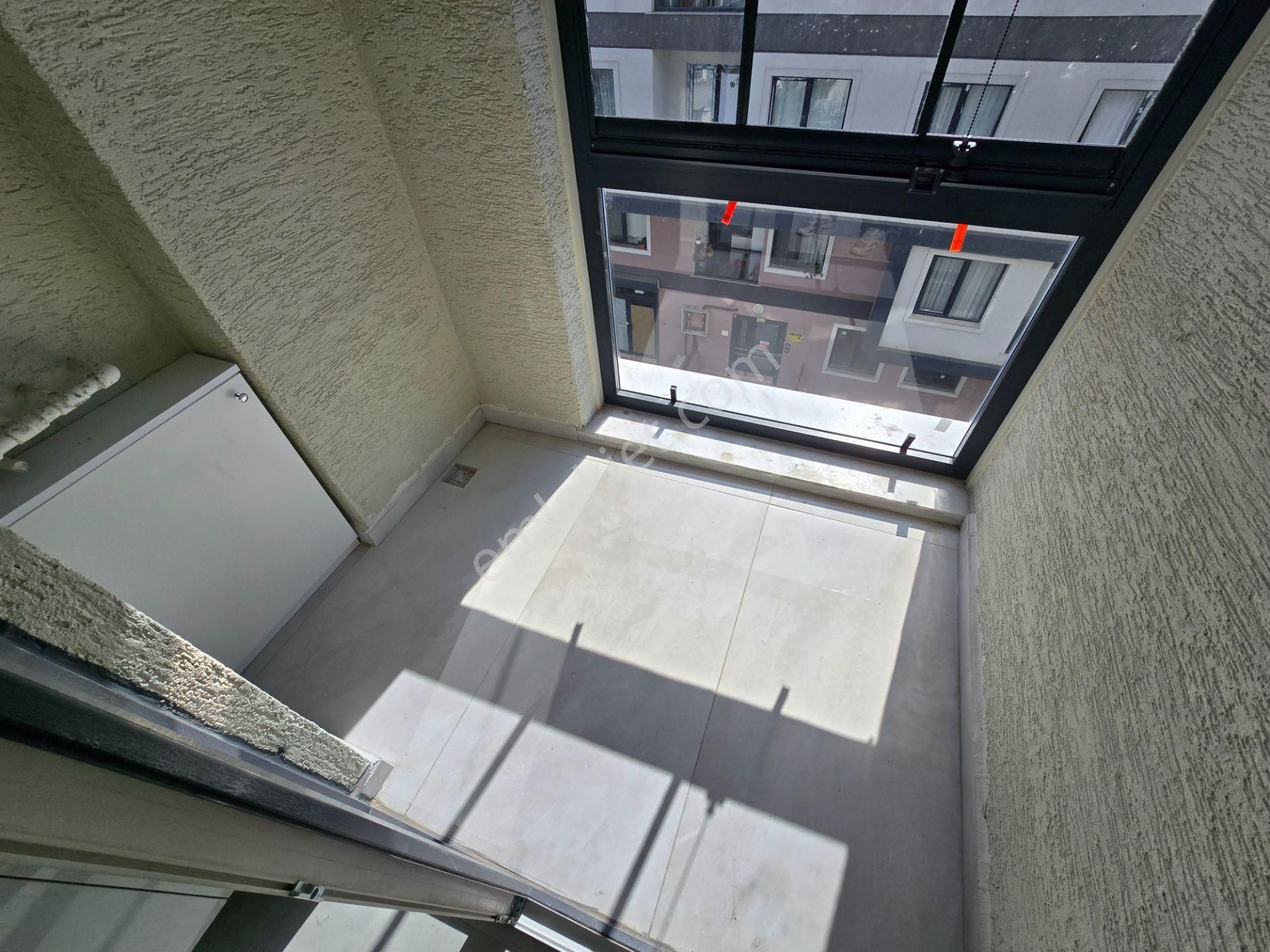 Deluxe 26 'dan Sıfır Binada Teraslı Asanörlü Manzaralı 4+2 170 M2 Dublex - Görsel 16