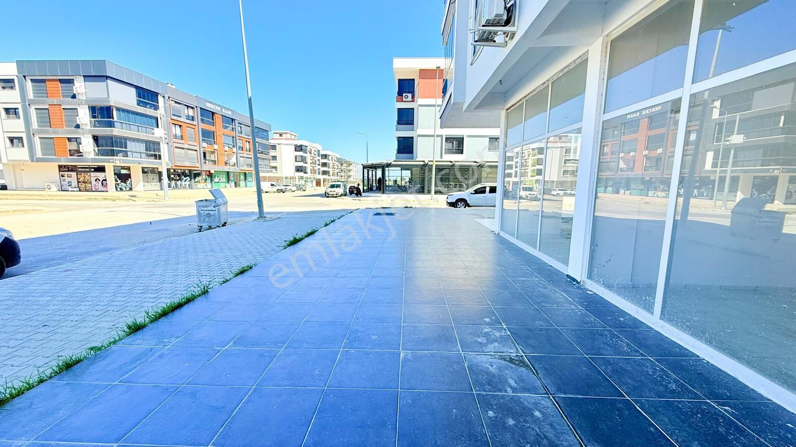 İzmir Tire De Cadde Üzeri Kiralık Dükkan - Görsel 13