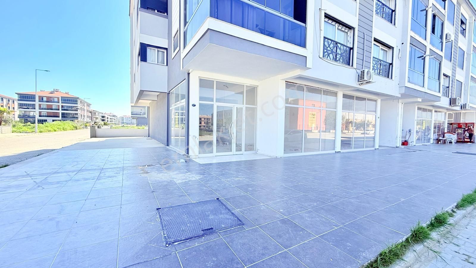İzmir Tire De Cadde Üzeri Kiralık Dükkan - Görsel 8
