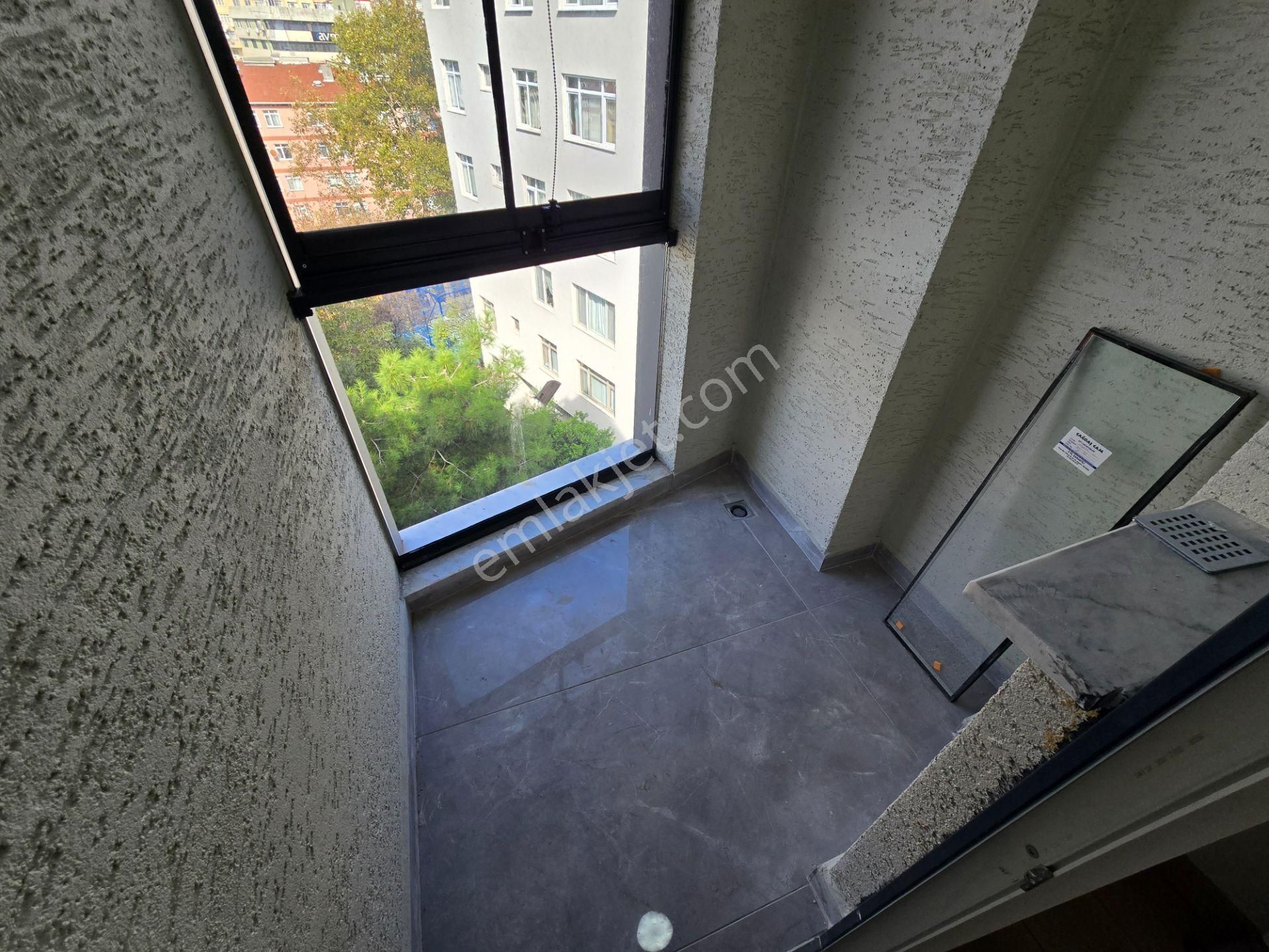 Deluxe 26 ' Dan Sıfır Binada Asansörlü Teraslı 3+2 160 M2 Dublex Daire - Görsel 4