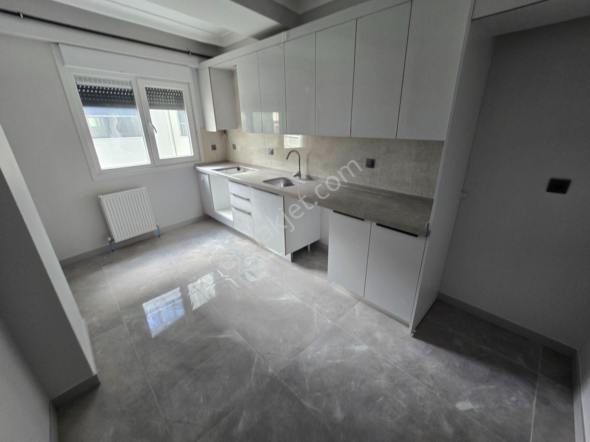 Deluxe 26 ' Dan Sıfır Binada Asansörlü Teraslı 3+2 160 M2 Dublex Daire - Görsel 11