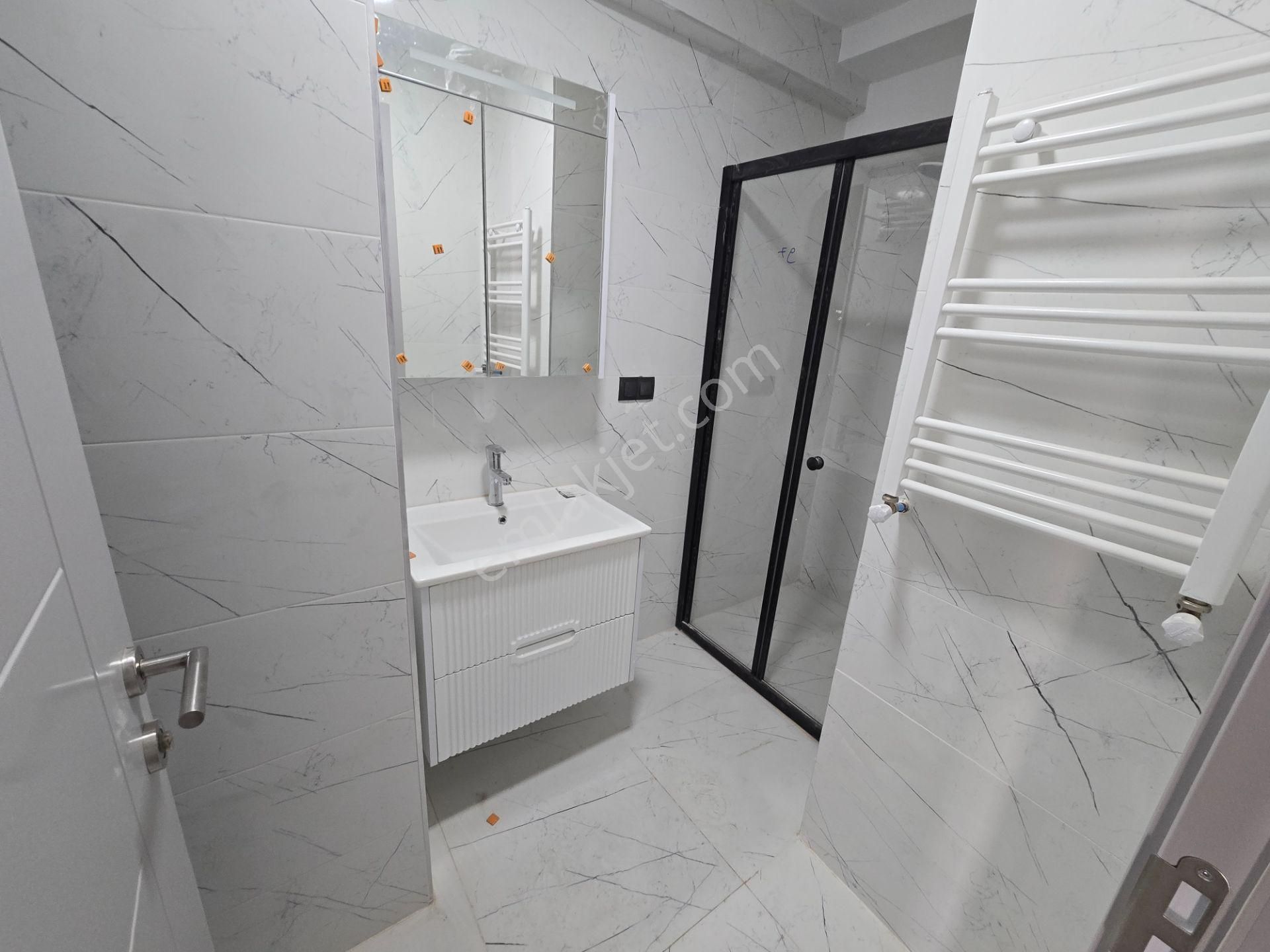 Deluxe 26 ' Dan Sıfır Binada Asansörlü Teraslı 3+2 160 M2 Dublex Daire - Görsel 14