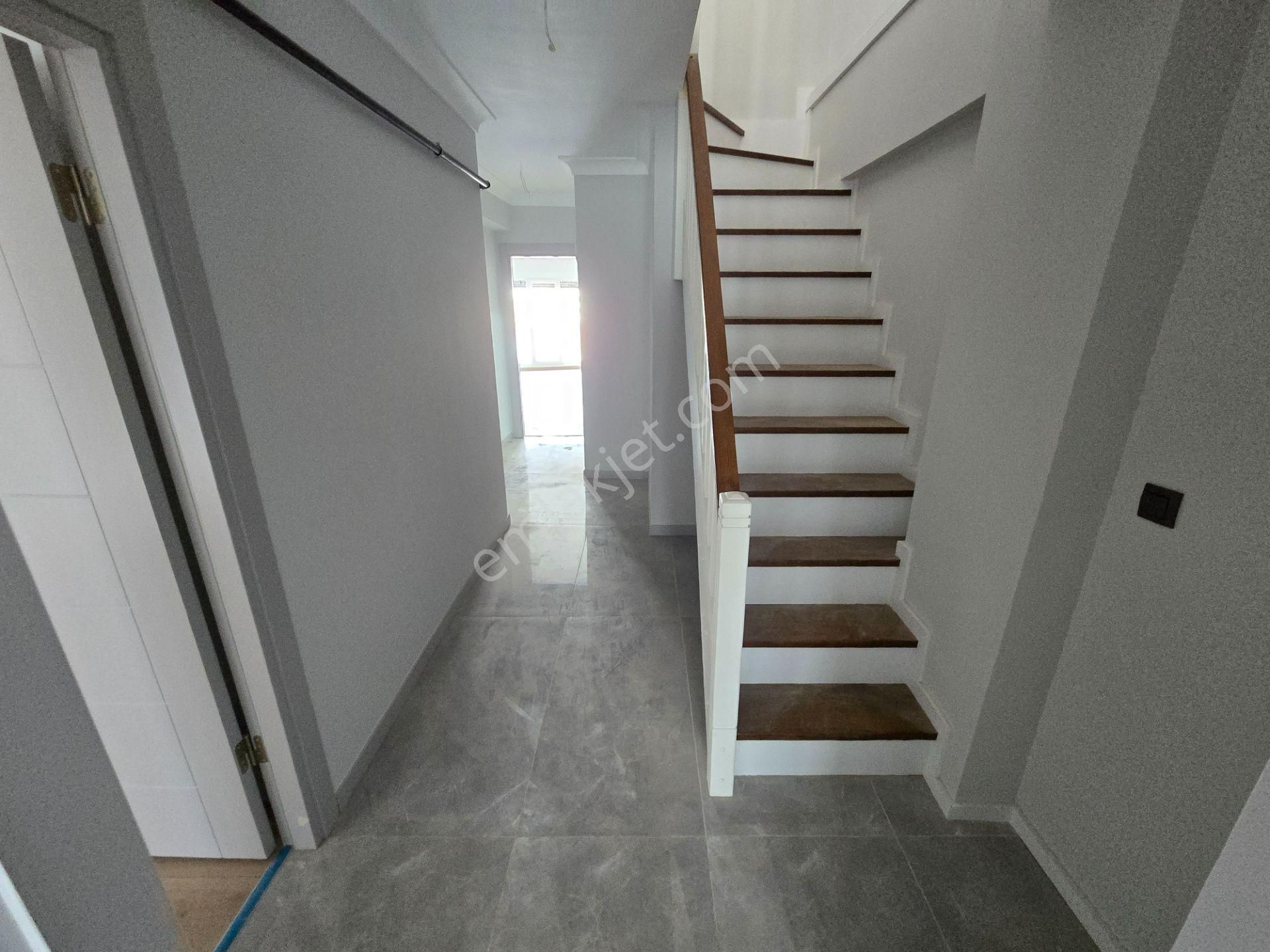 Deluxe 26 ' Dan Sıfır Binada Asansörlü Teraslı 3+2 160 M2 Dublex Daire - Görsel 18