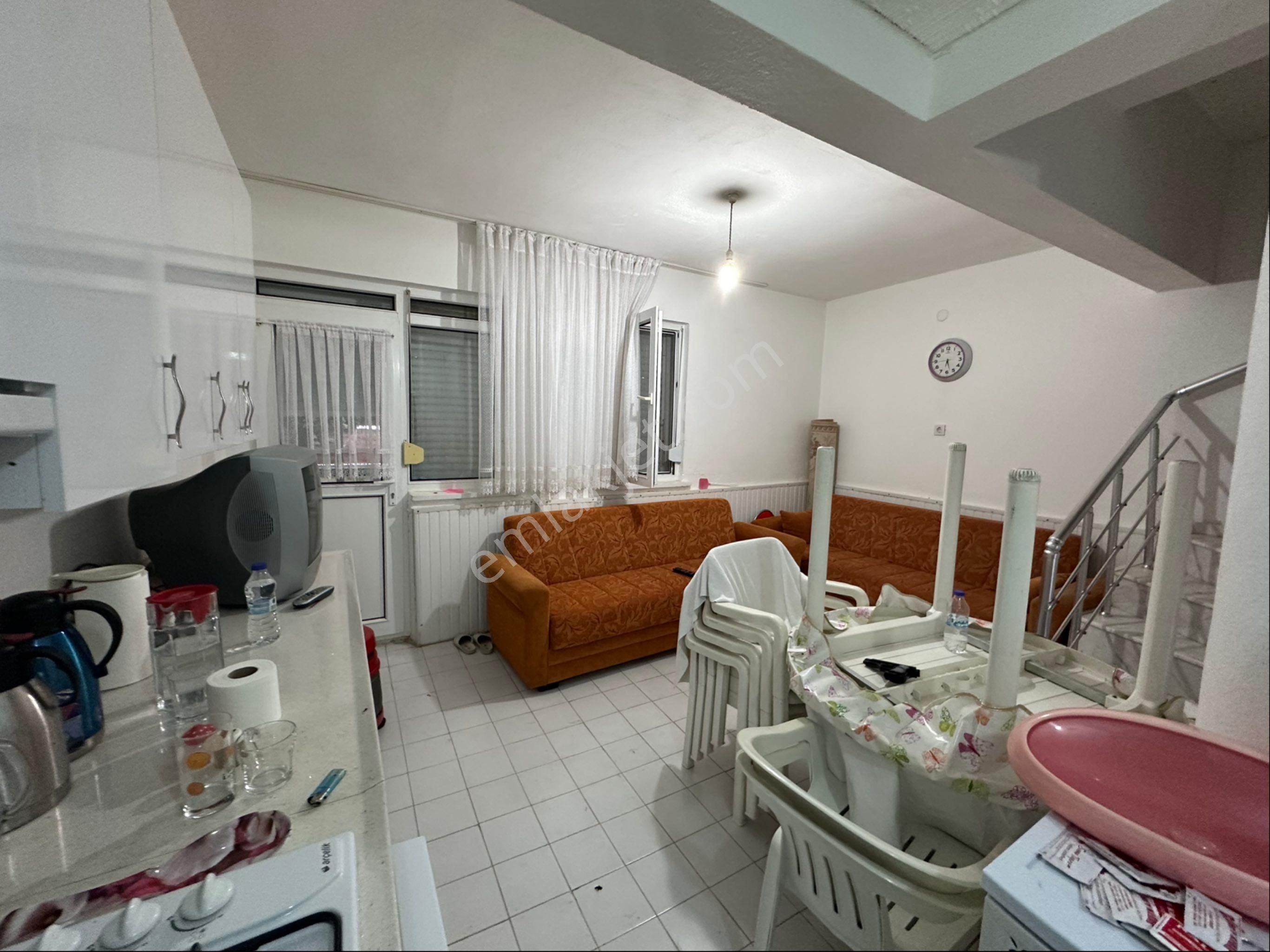 Dikili Salihleraltı Satılık 2+1 Köşe Villa Yağmur Sitesi'nde - Görsel 12
