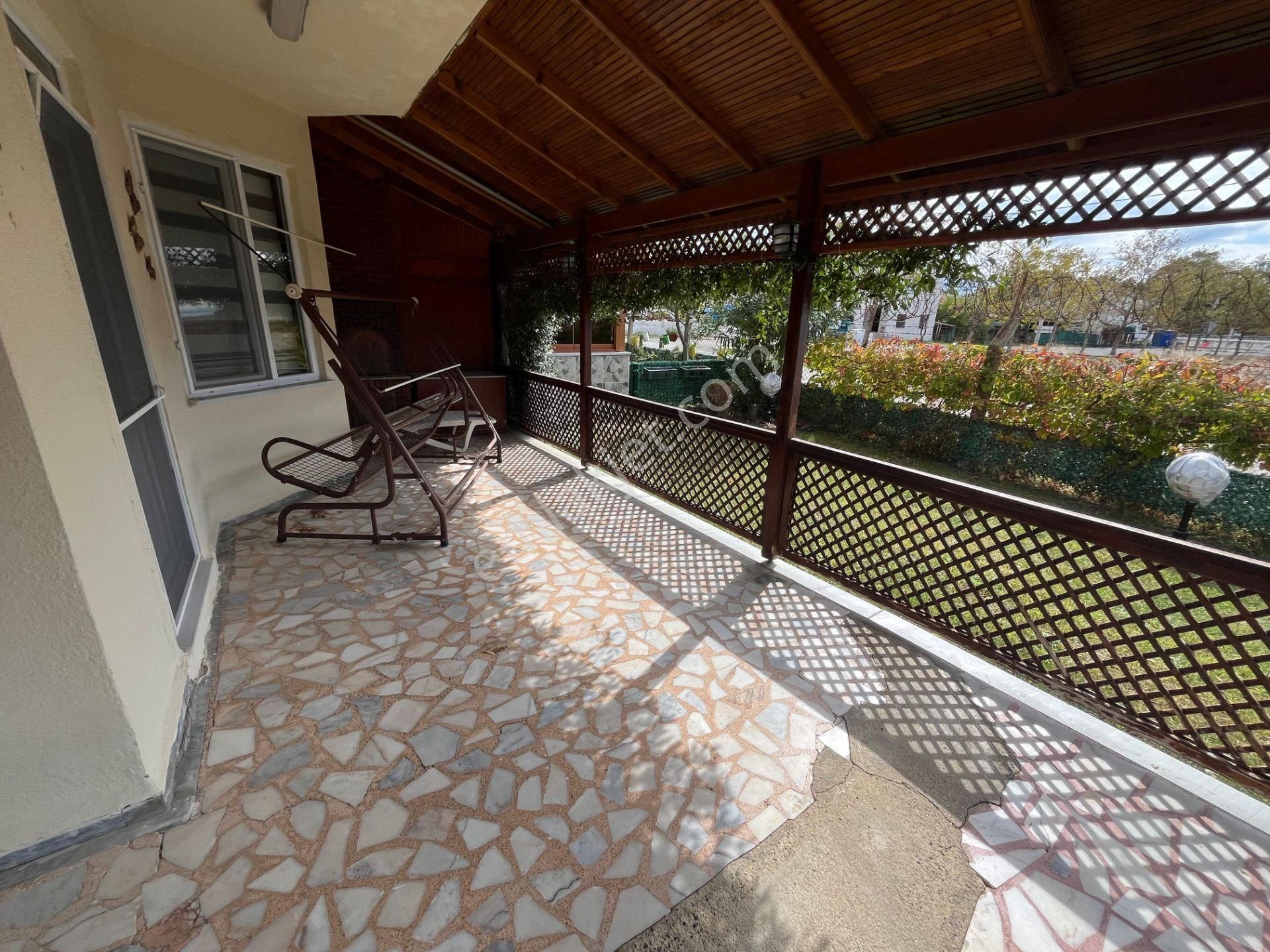 Ata Gayrimenkul'den Güneş Tatil Sitesinde 3+1 Denize 300m Villa - Görsel 15