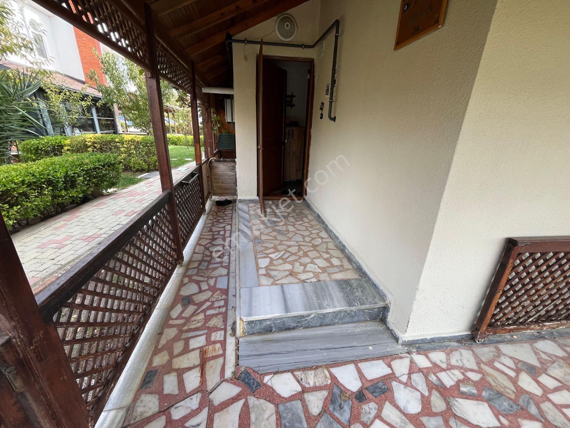 Ata Gayrimenkul'den Güneş Tatil Sitesinde 3+1 Denize 300m Villa - Görsel 19