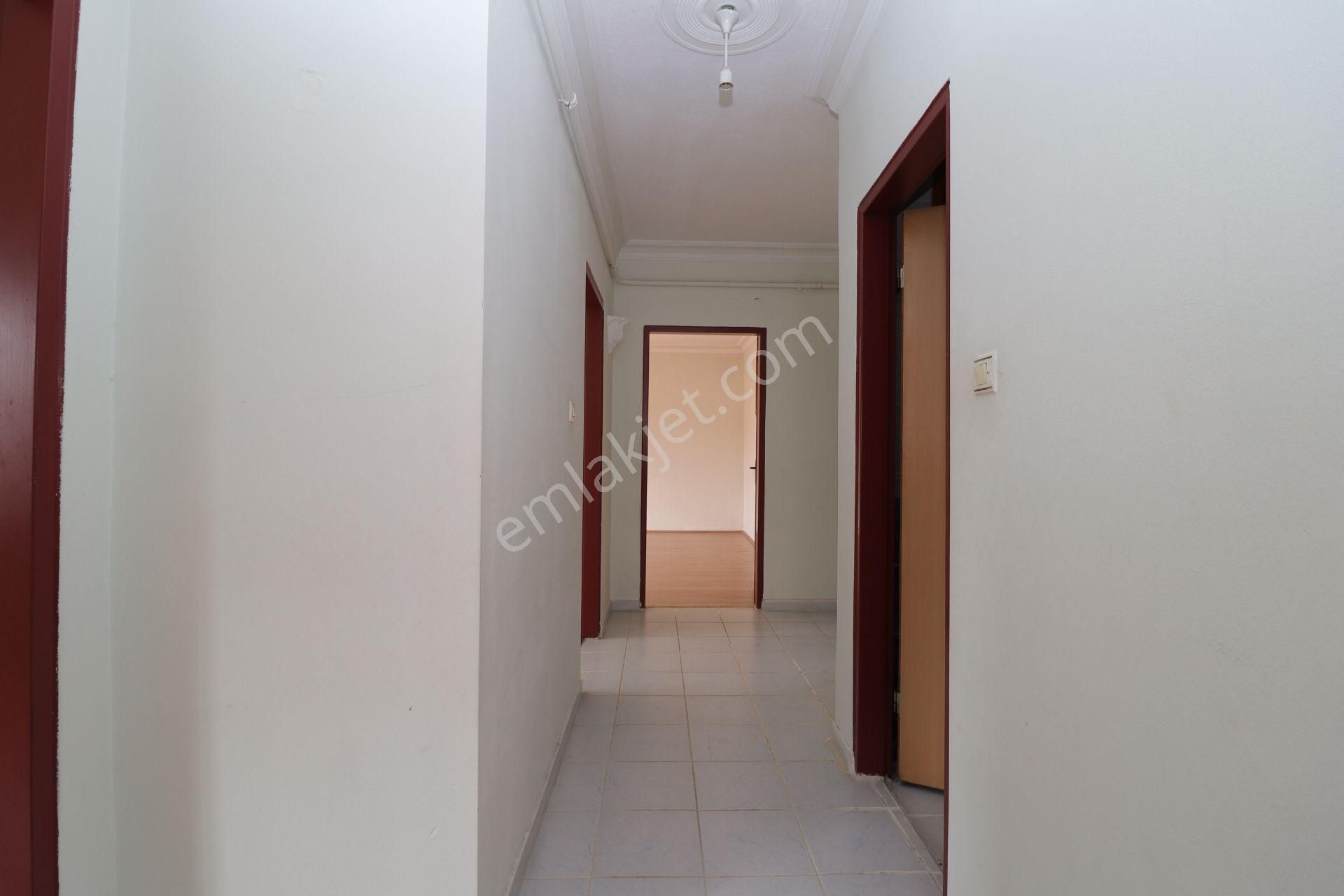 Akif'ten Piyade'de 3+1 Katta Caddeye Çok Yakın G/b Cephe Satılık Daire - Görsel 16