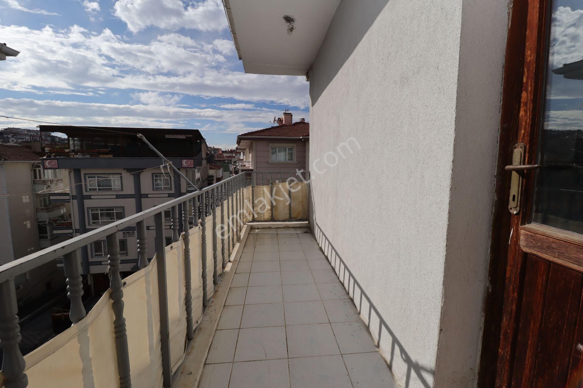 Akif'ten Piyade'de 3+1 Katta Caddeye Çok Yakın G/b Cephe Satılık Daire - Görsel 5