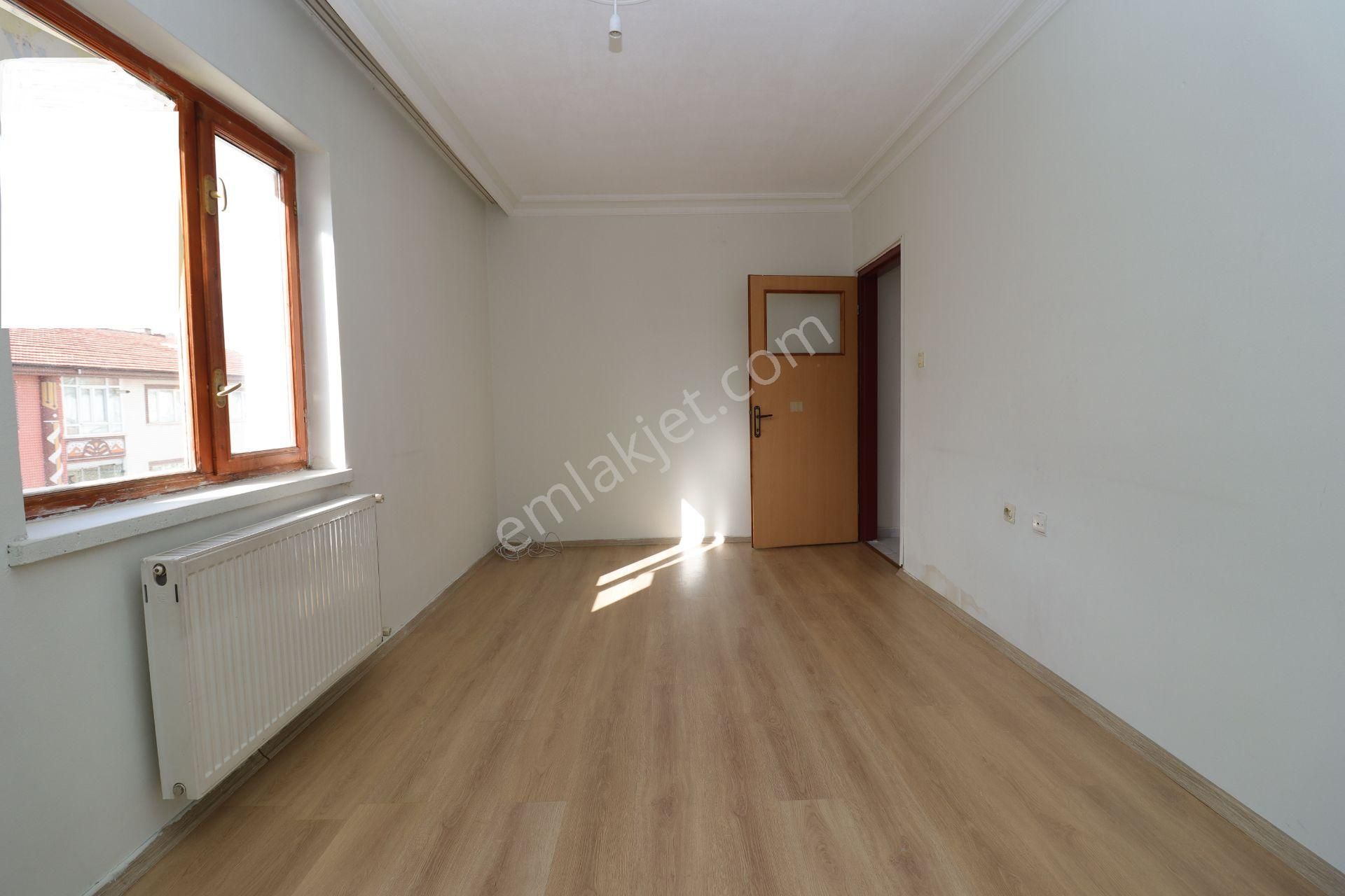 Akif'ten Piyade'de 3+1 Katta Caddeye Çok Yakın G/b Cephe Satılık Daire - Görsel 18