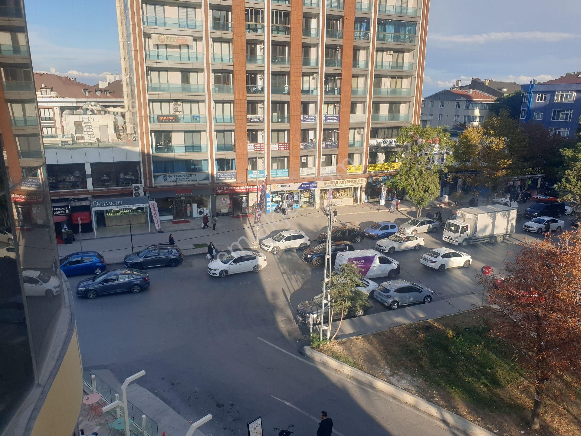 Hürriyet Bulvarı Çarşıda 1275 M2 Kiralık Katlar - Görsel 12