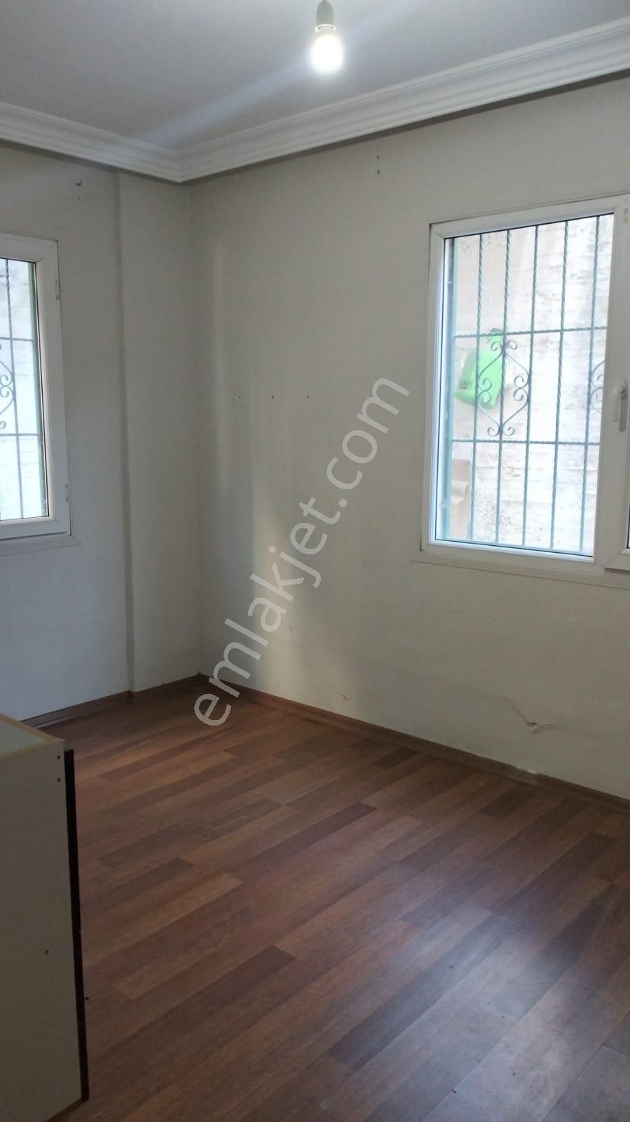 Bornova Atatürk Mah. 3+1 Bahçe Katı 3cephe Satılık Daire - Görsel 2